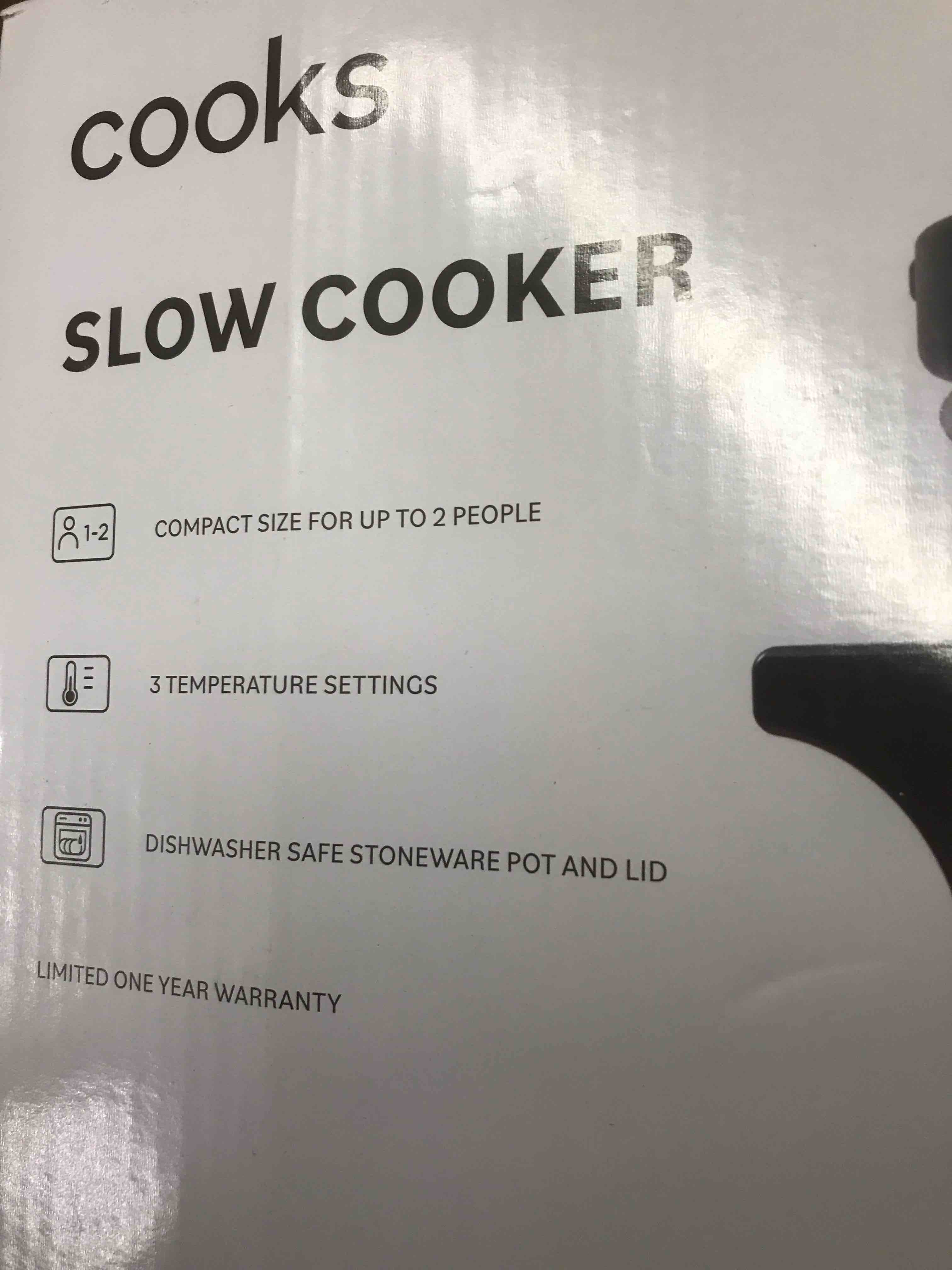 Condition photo showing As Is for cooks Slow Cooker 1.5 QT