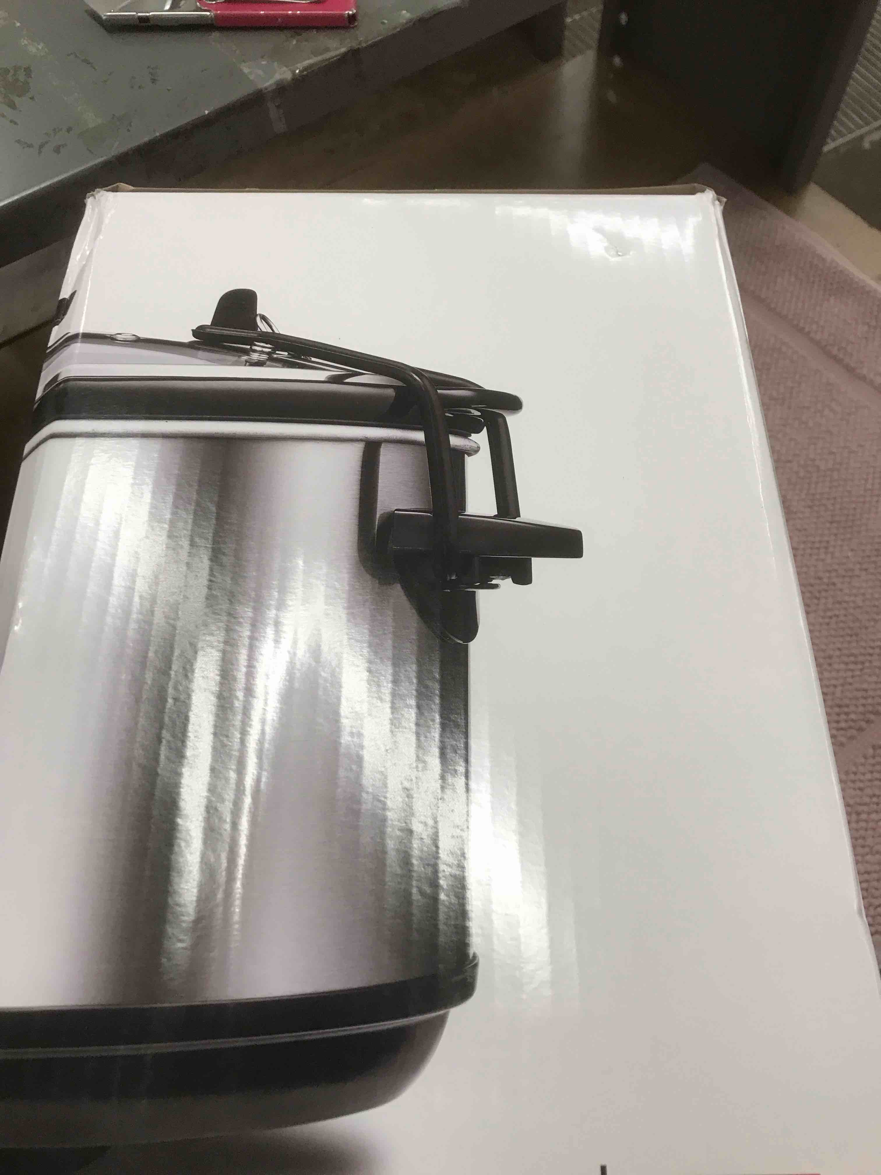 Condition photo showing As Is for cooks Programmable Slow Cooker 5QTa