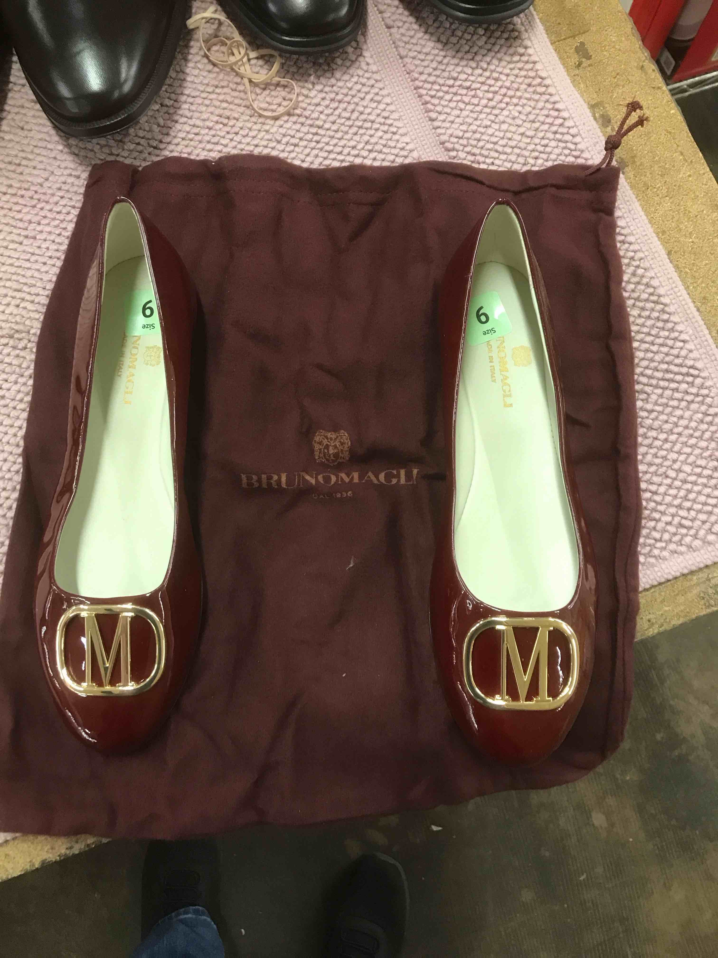 Bruno Magli Women’s Shoes.       Size 9