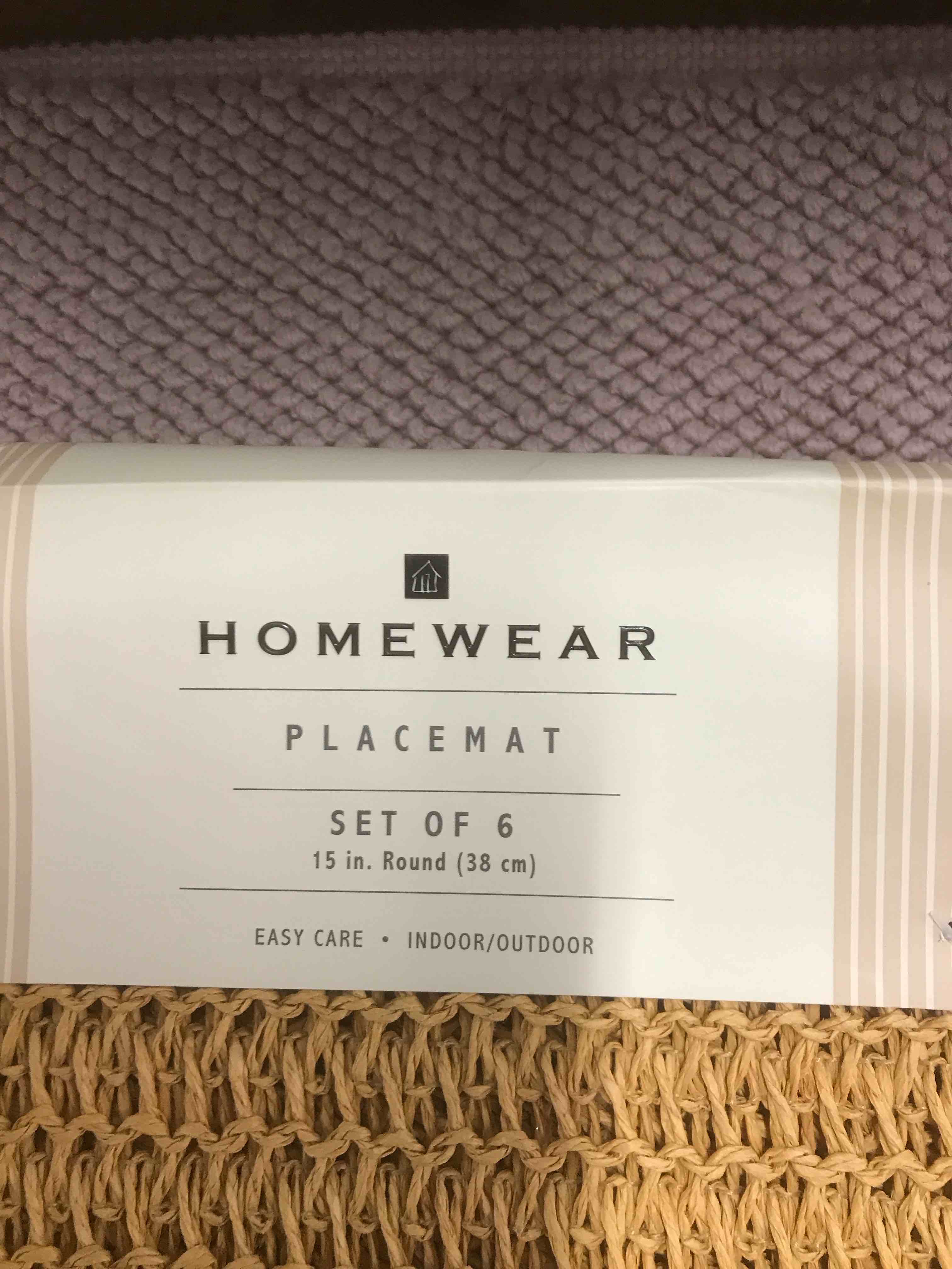 Condition photo showing New/Like New for Set of 6 Placemats