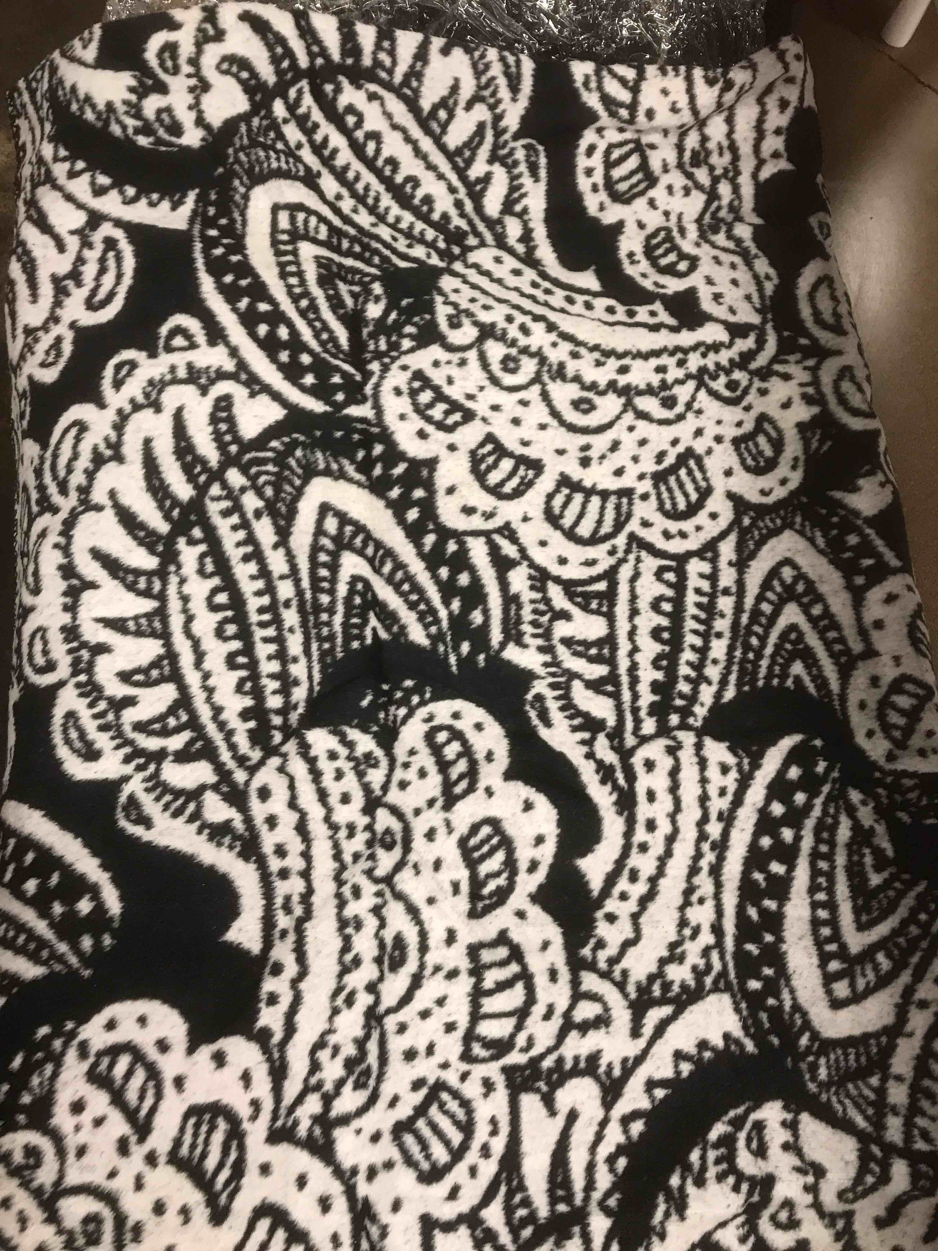 Brooks Brothers paisley throw blanket - black/white