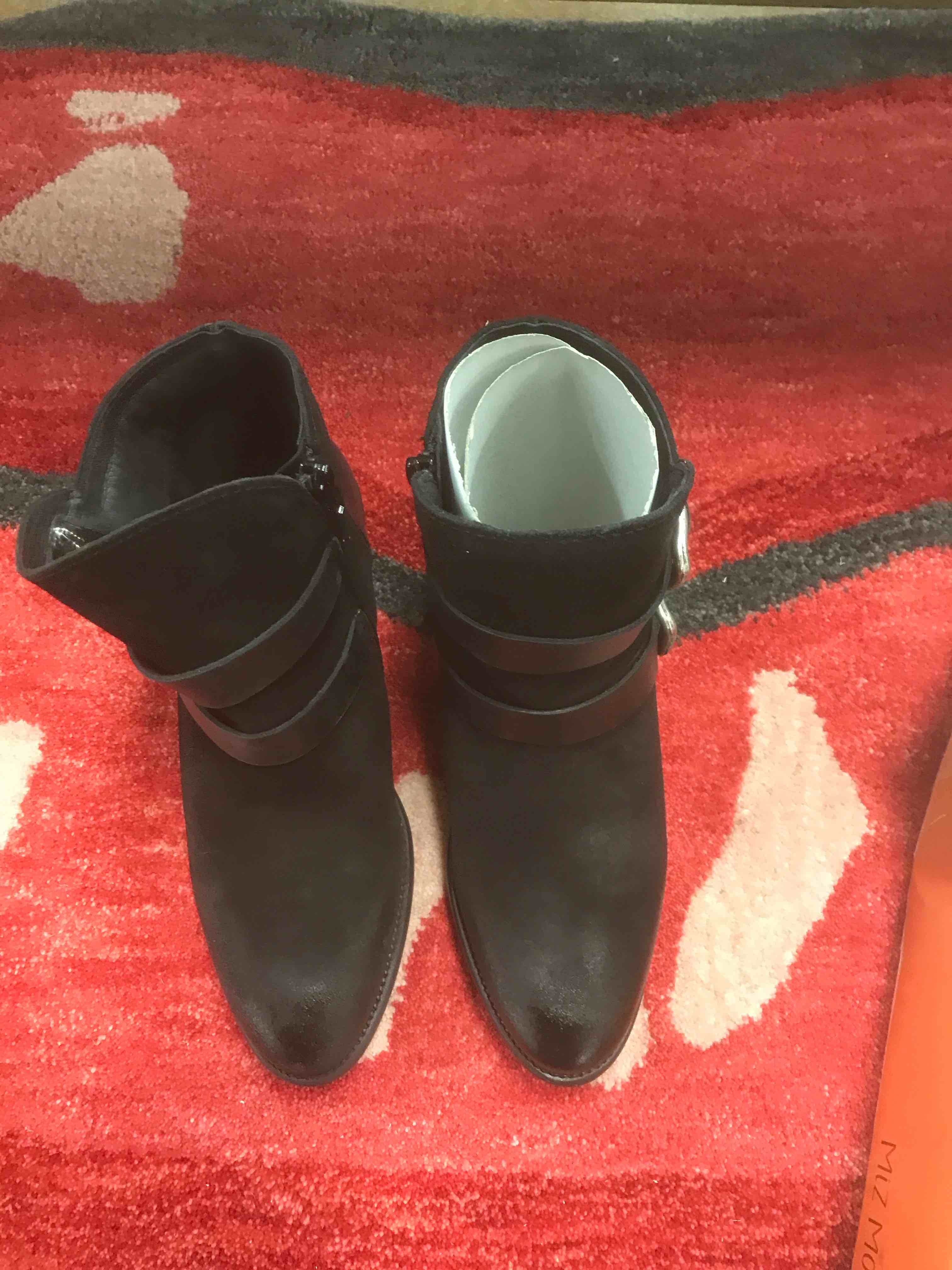 Miz Mooz Women’s Black Boots. Size 9