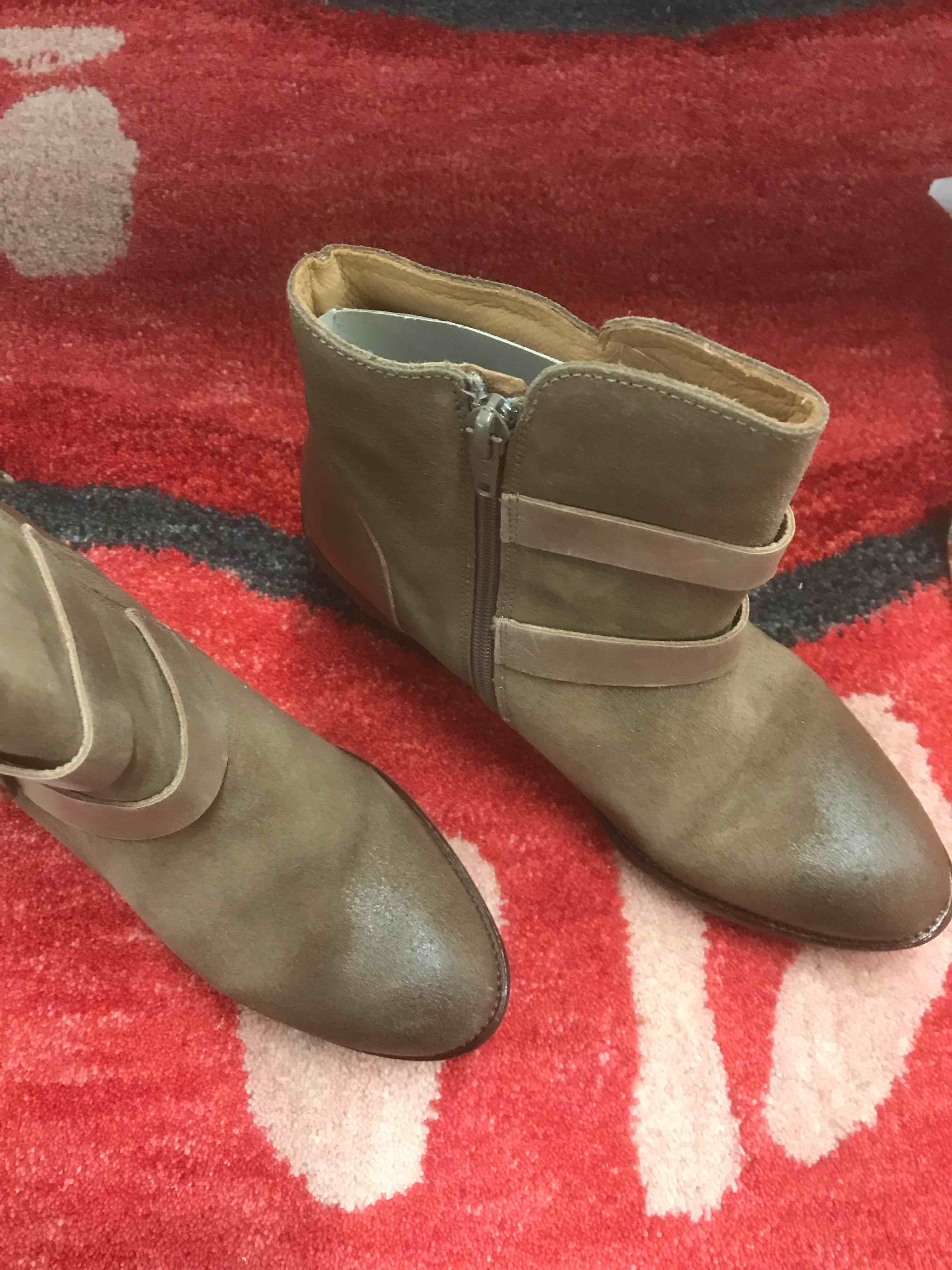 Condition photo showing As Is for Miz Mooz Women’s Taupe Suede Boots.   Size 9