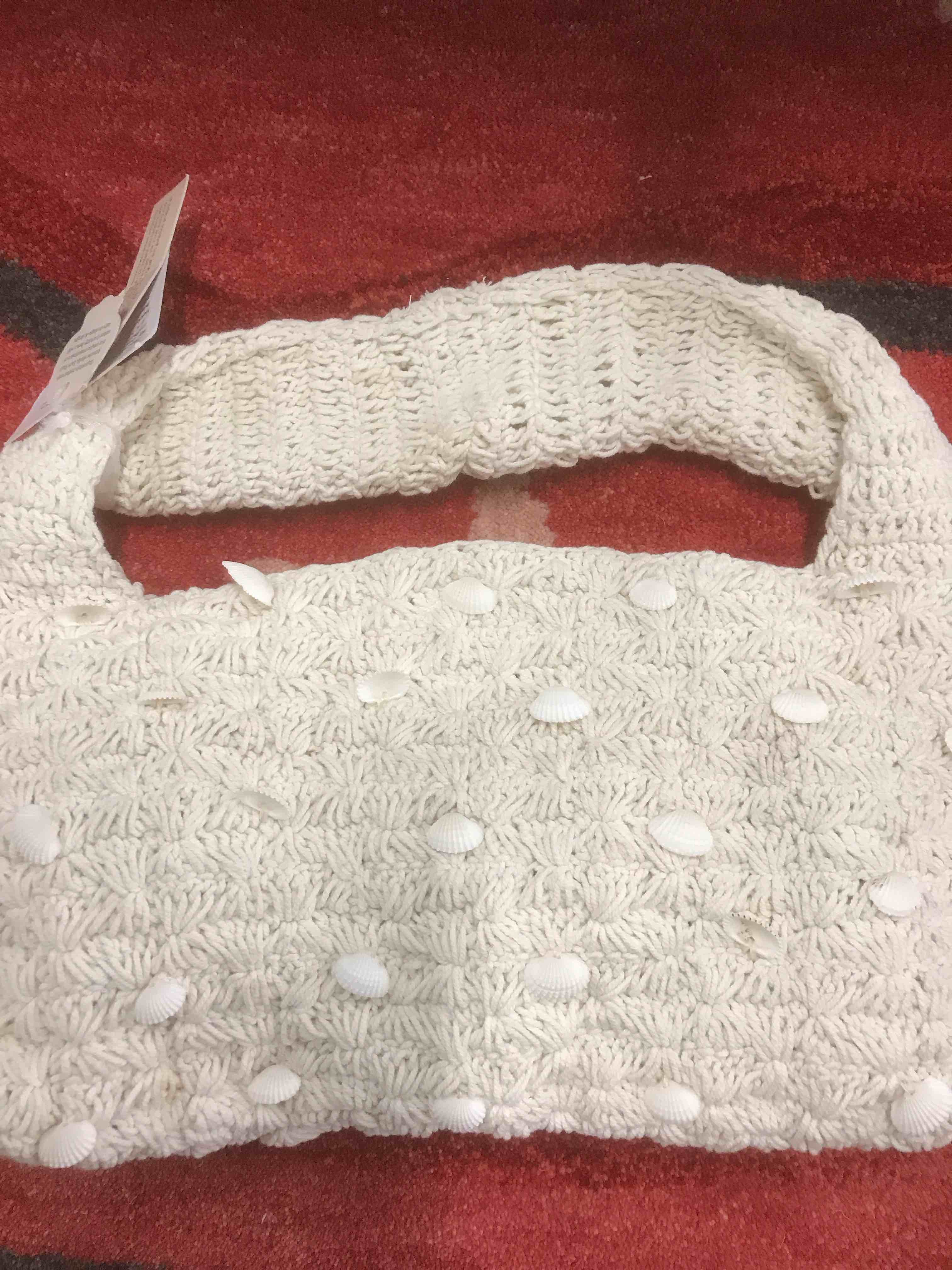 Condition photo showing New/Like New for India Seashell Purse