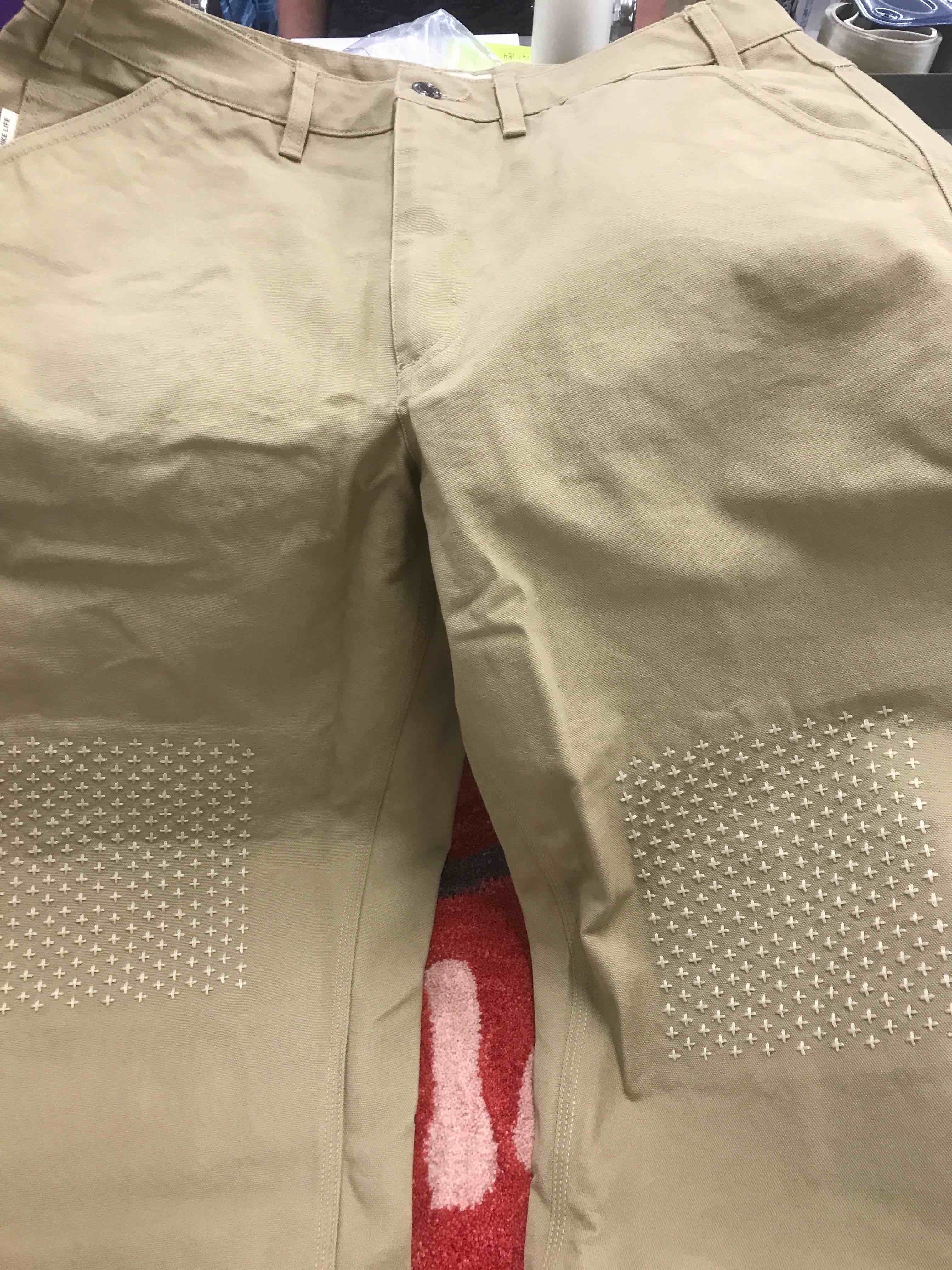 Condition photo showing New/Like New for Nike Life Men's Carpenter Pants (HJ8478-297, Parachute Beige/Desert)Size 34