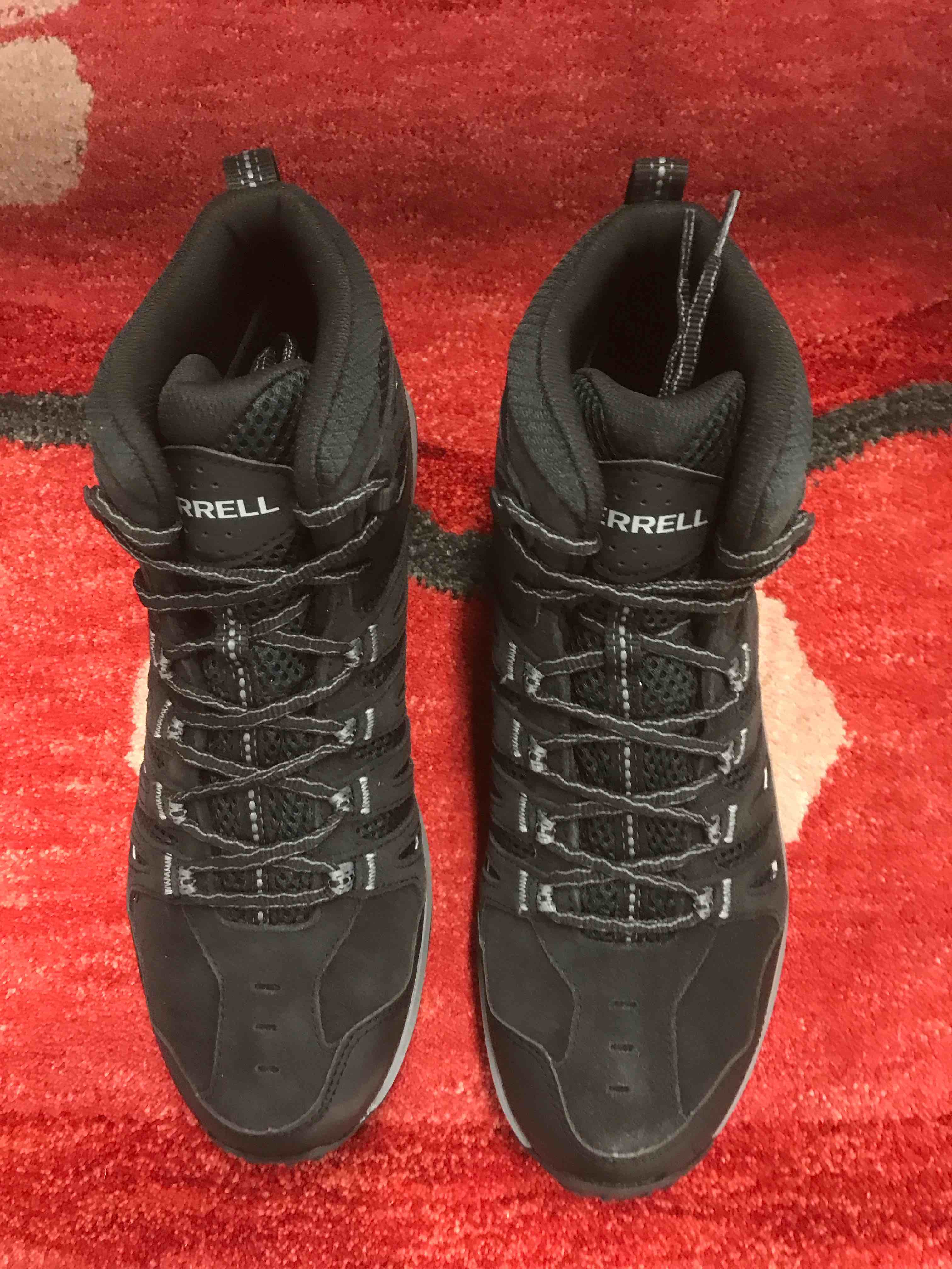 Merrell Men’s shoes.      Size 11.5