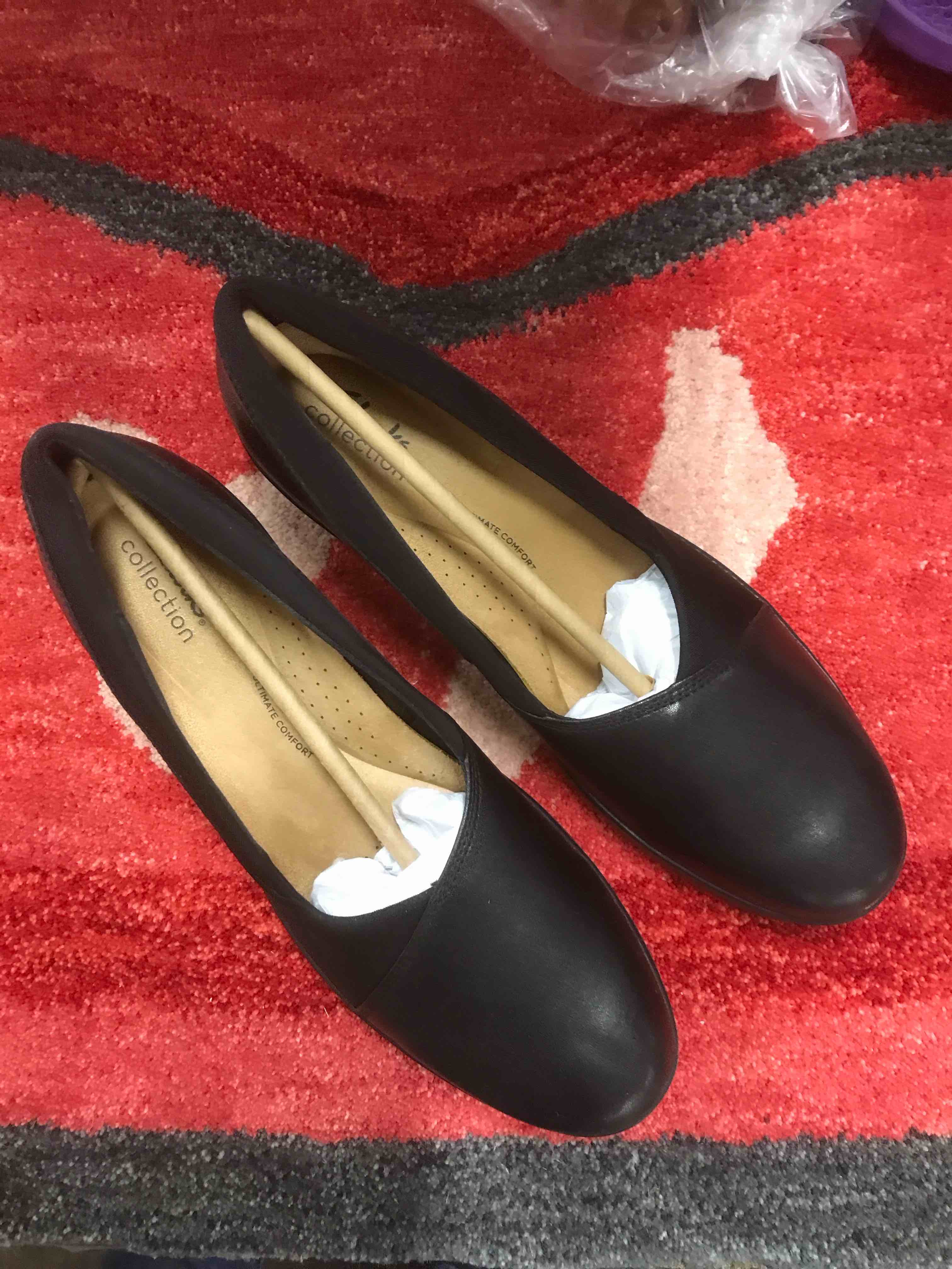 Clarks Women’s Shoes. Size 10M