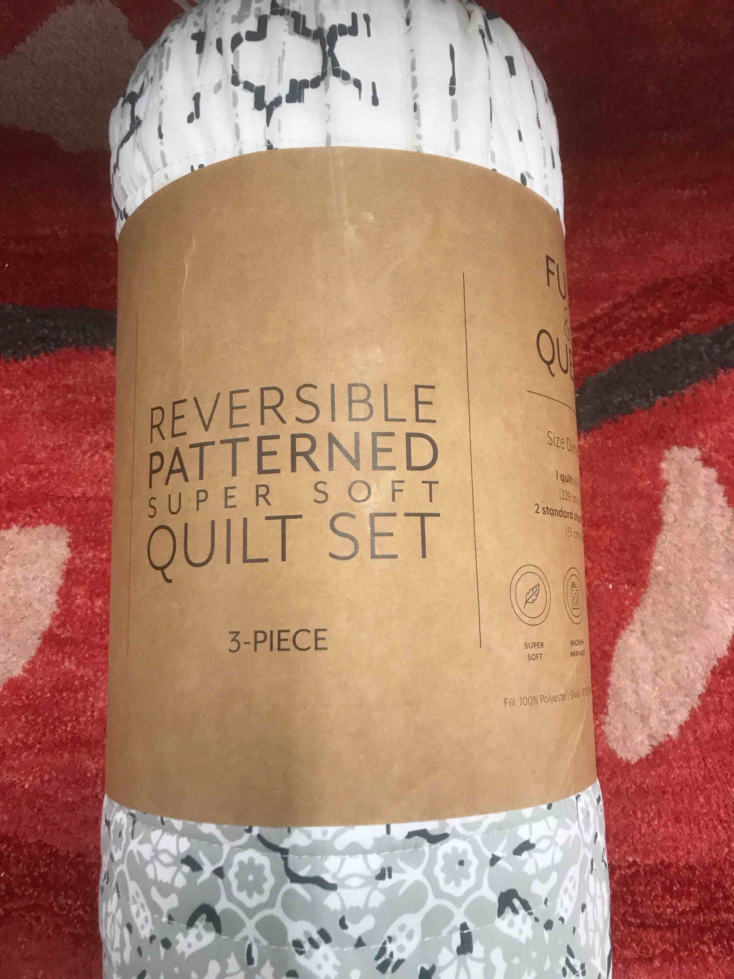 Condition photo showing New/Like New for Noble Linens Light Grey 3 Piece Distressed Aztec Reversible Microfiber Quilt Set  Queen / Full