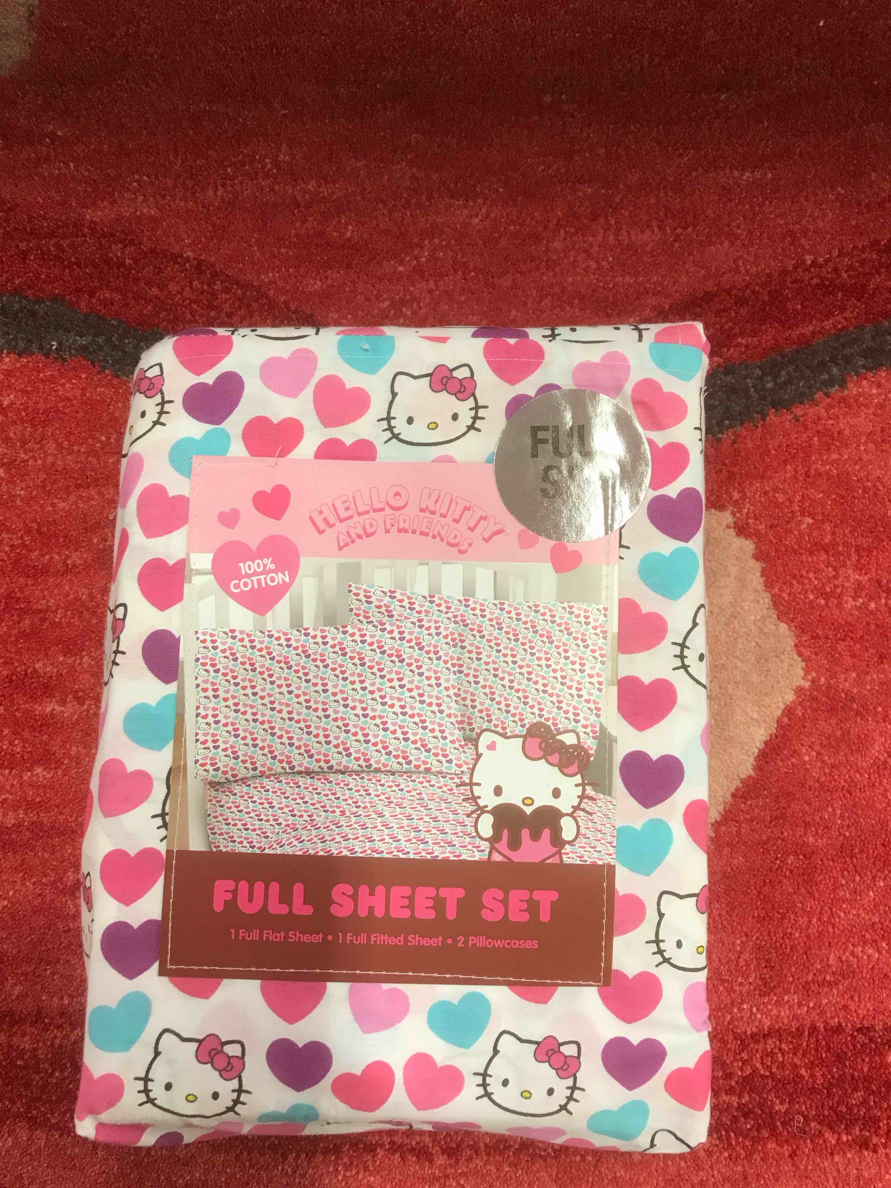 Hello Kitty Full Sheet Set