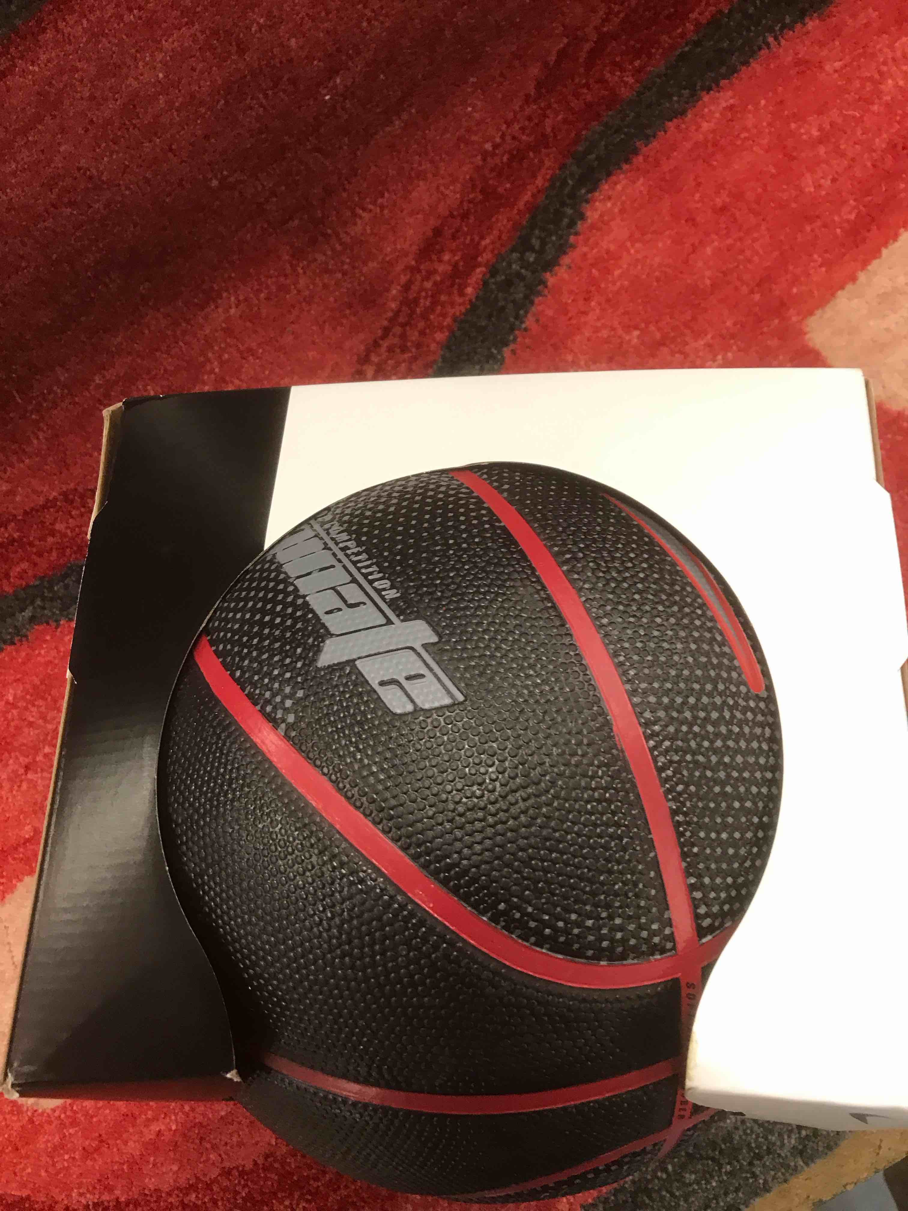Nike Versa Tack Basketball