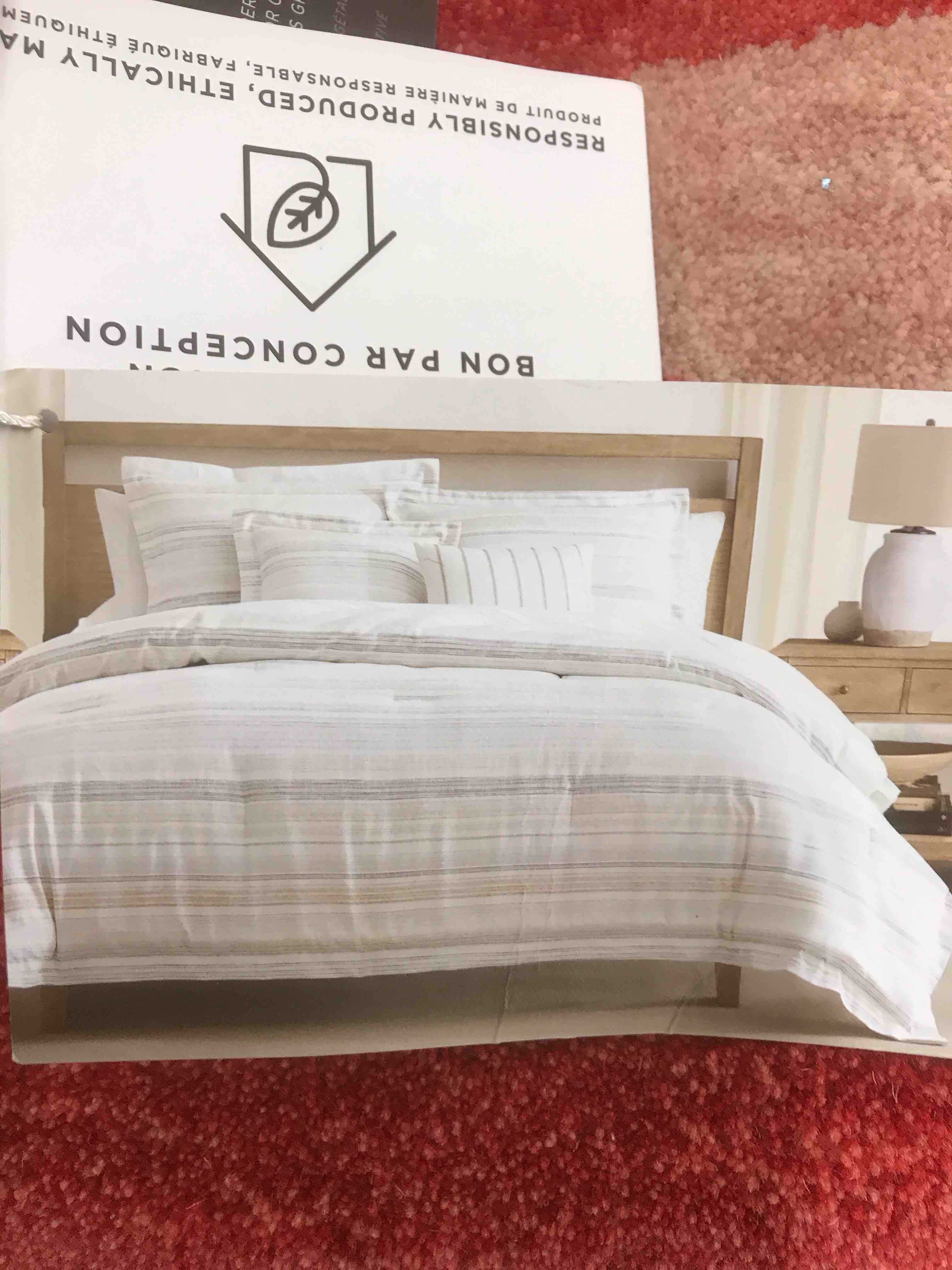 Condition photo showing Good Condition for Restore Home King Duvet Set