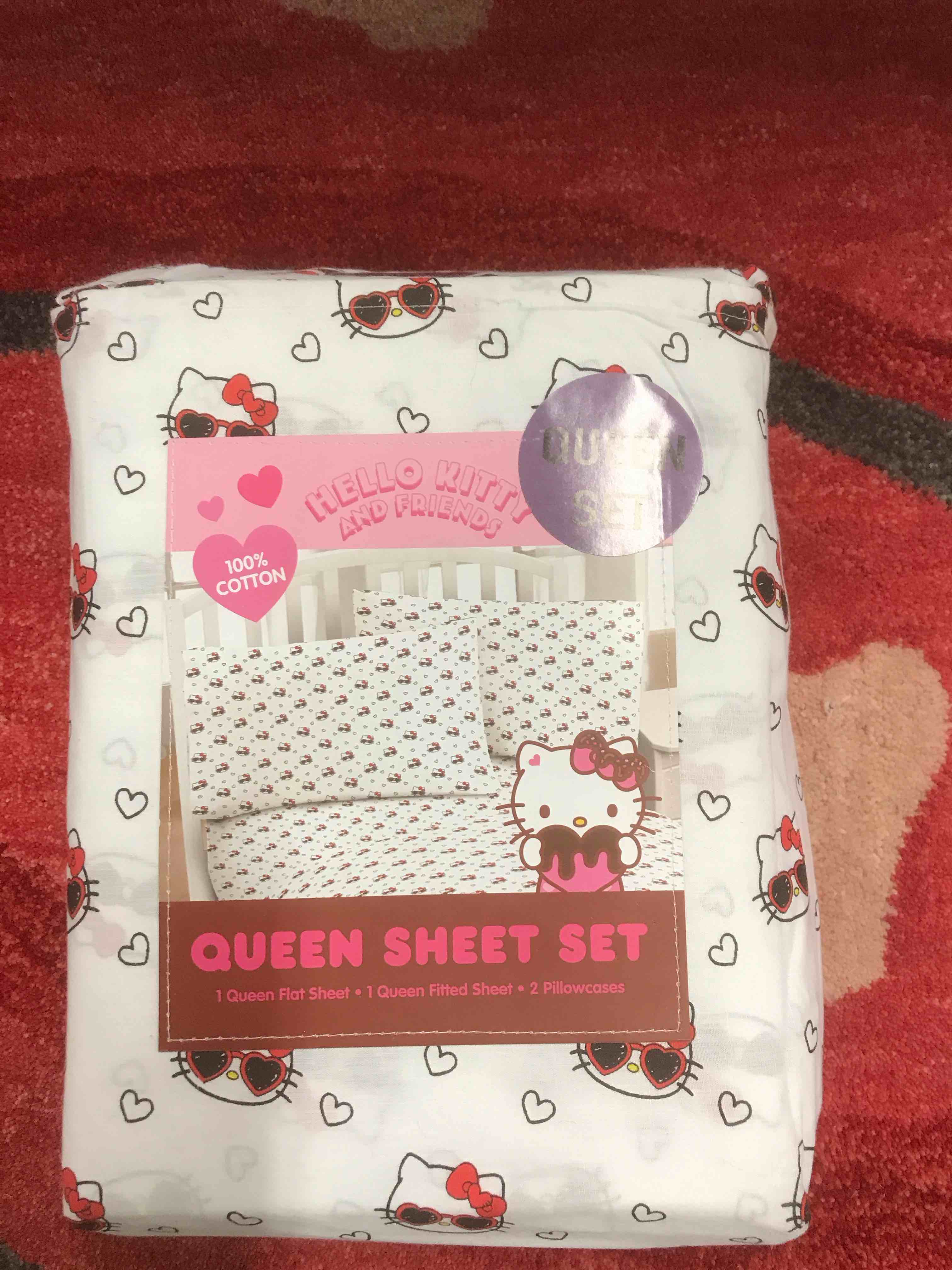 Hello Kitty Queen Sheet Set