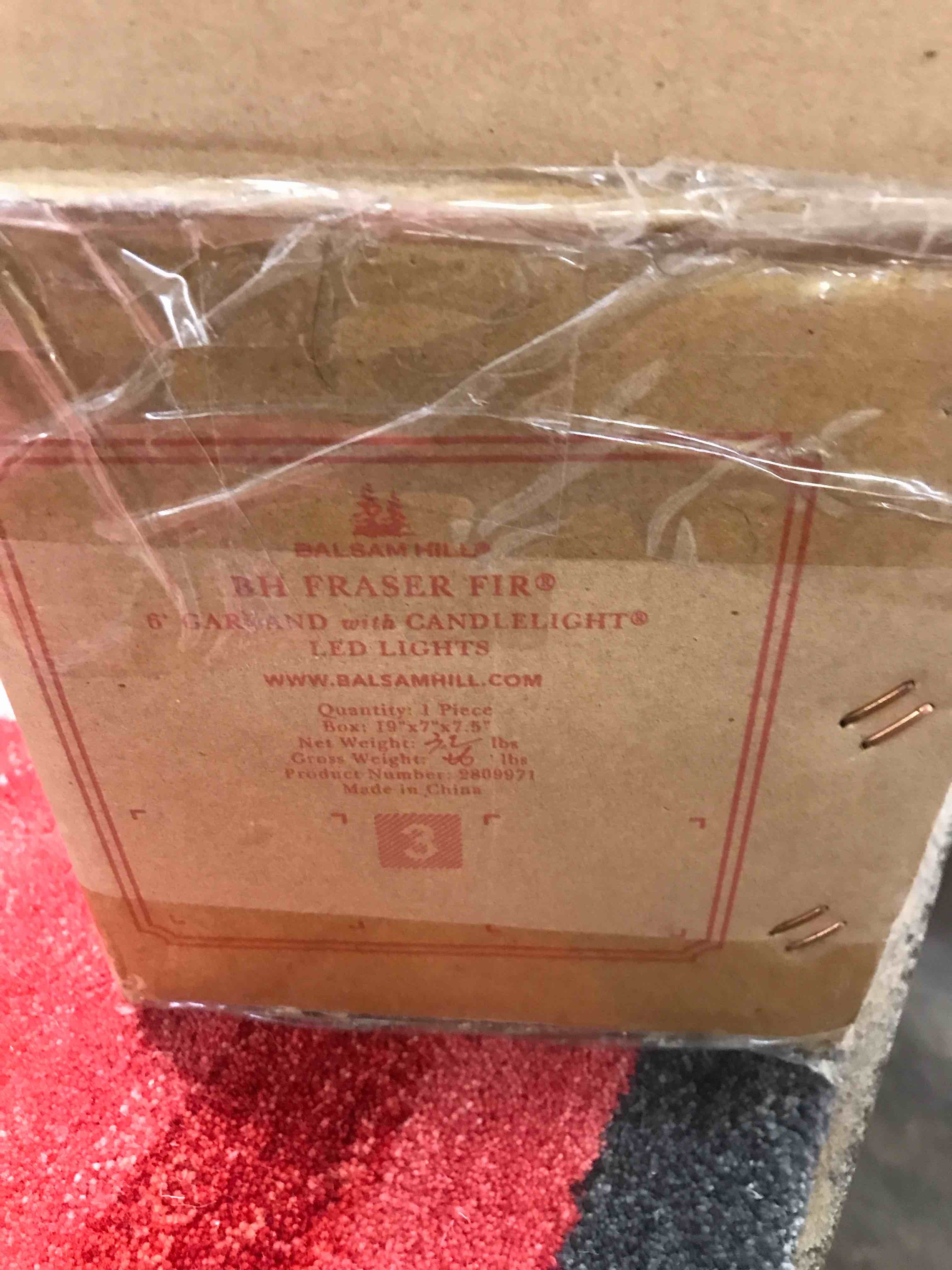 BH Fraser Fir 6’ Garland with Candlelight LED