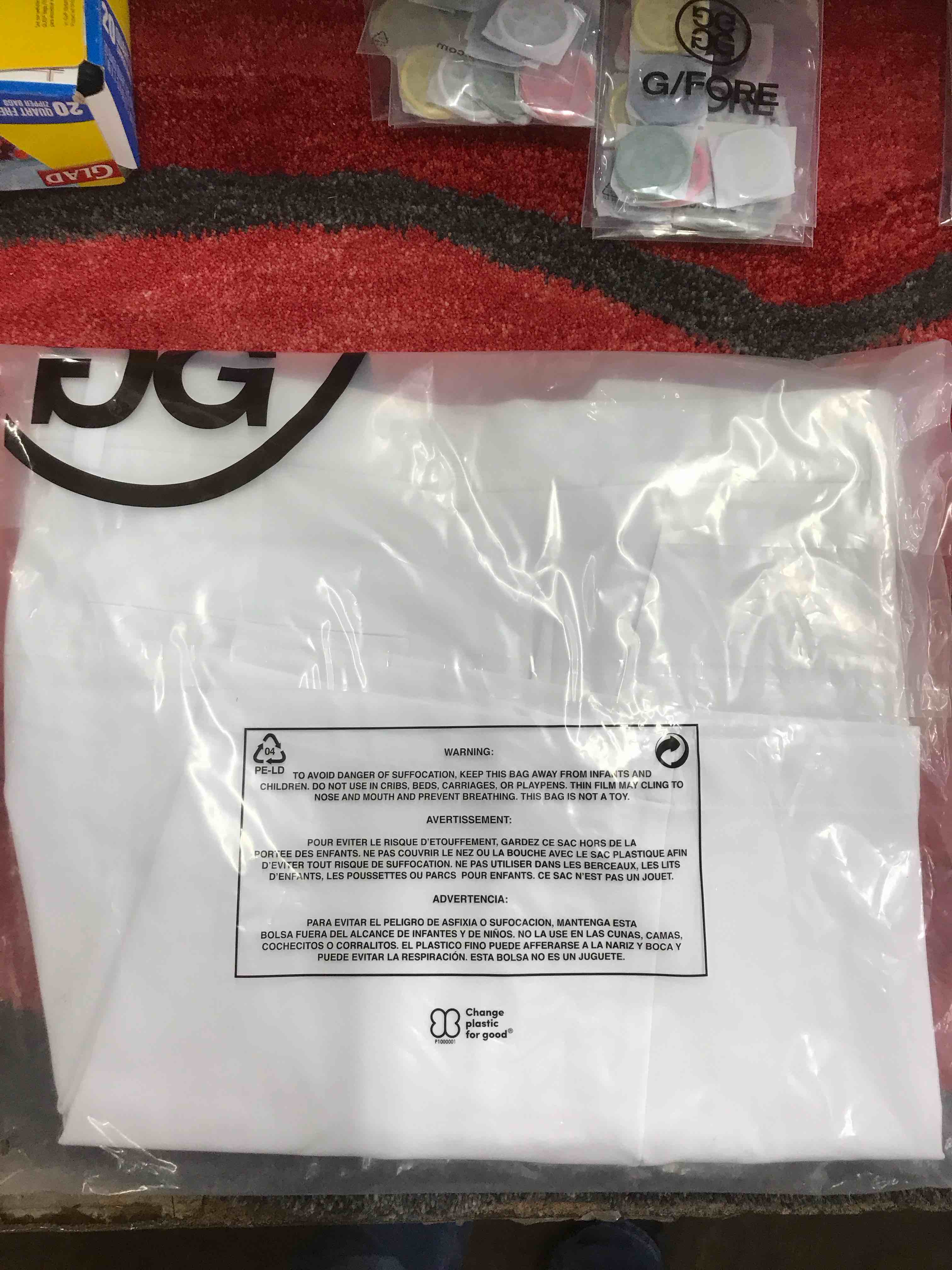 Condition photo showing New/Like New for G/Fore Men’s Golf Shorts.    Size 32