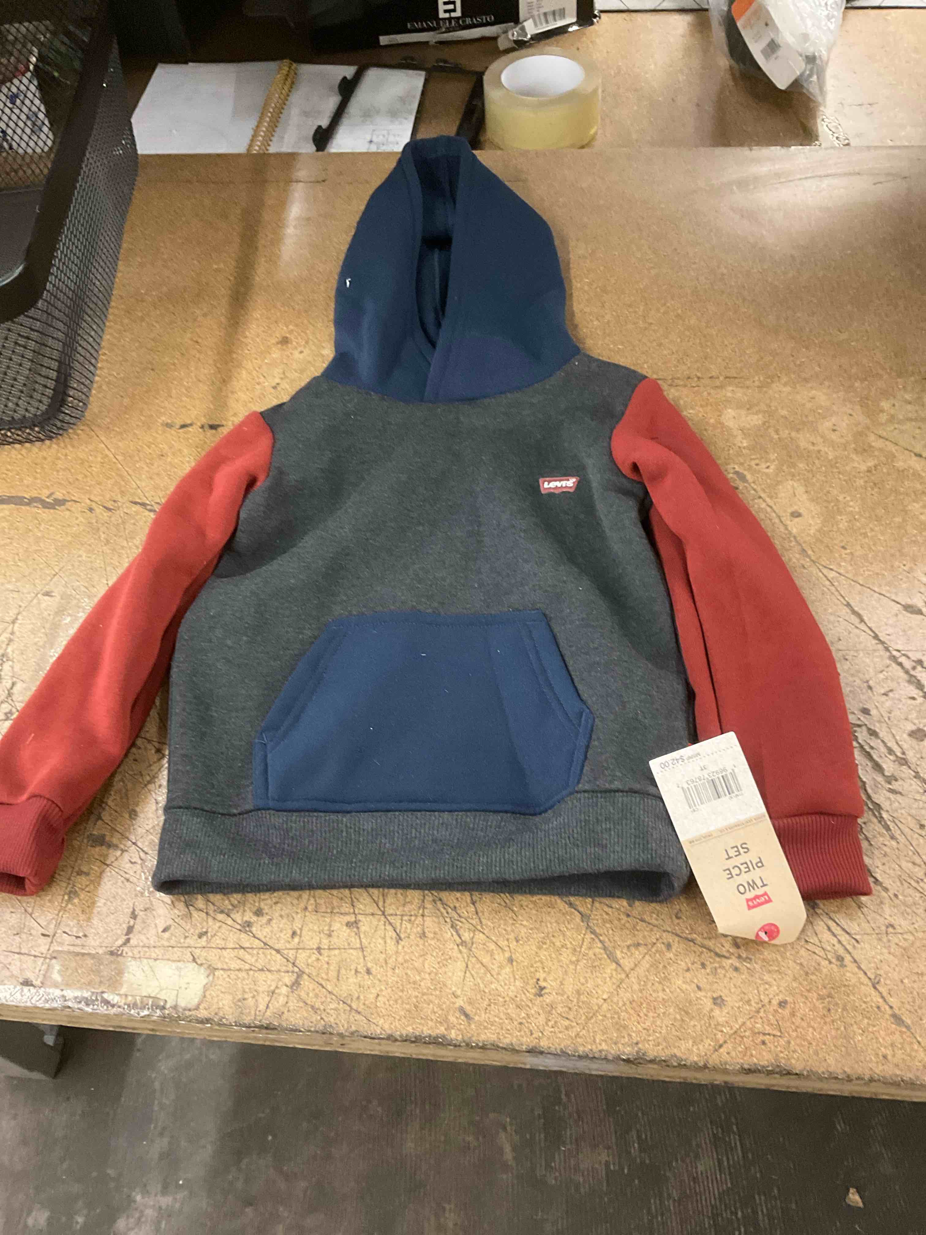 sweater 