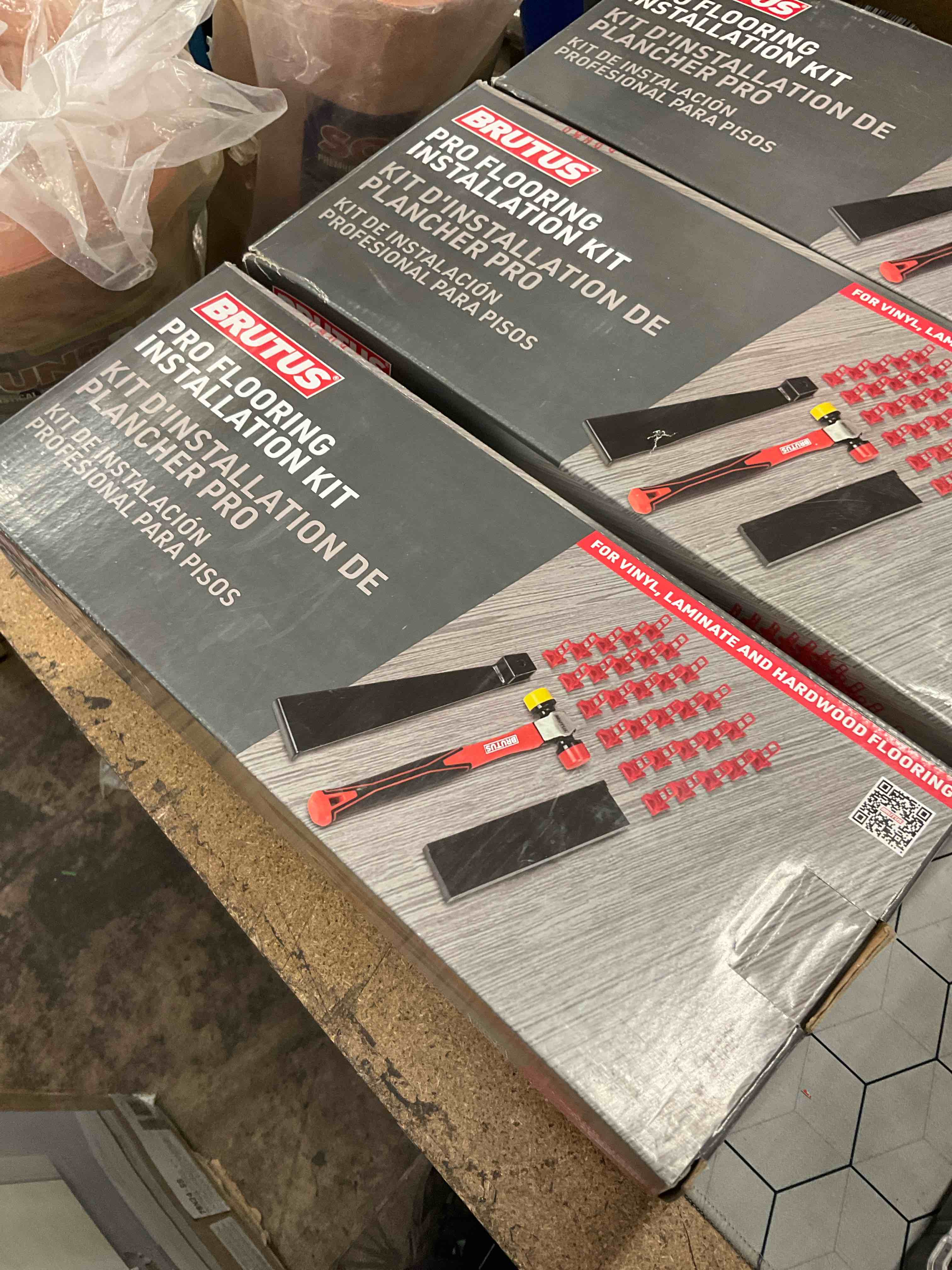 Brutus pro flooring installation set