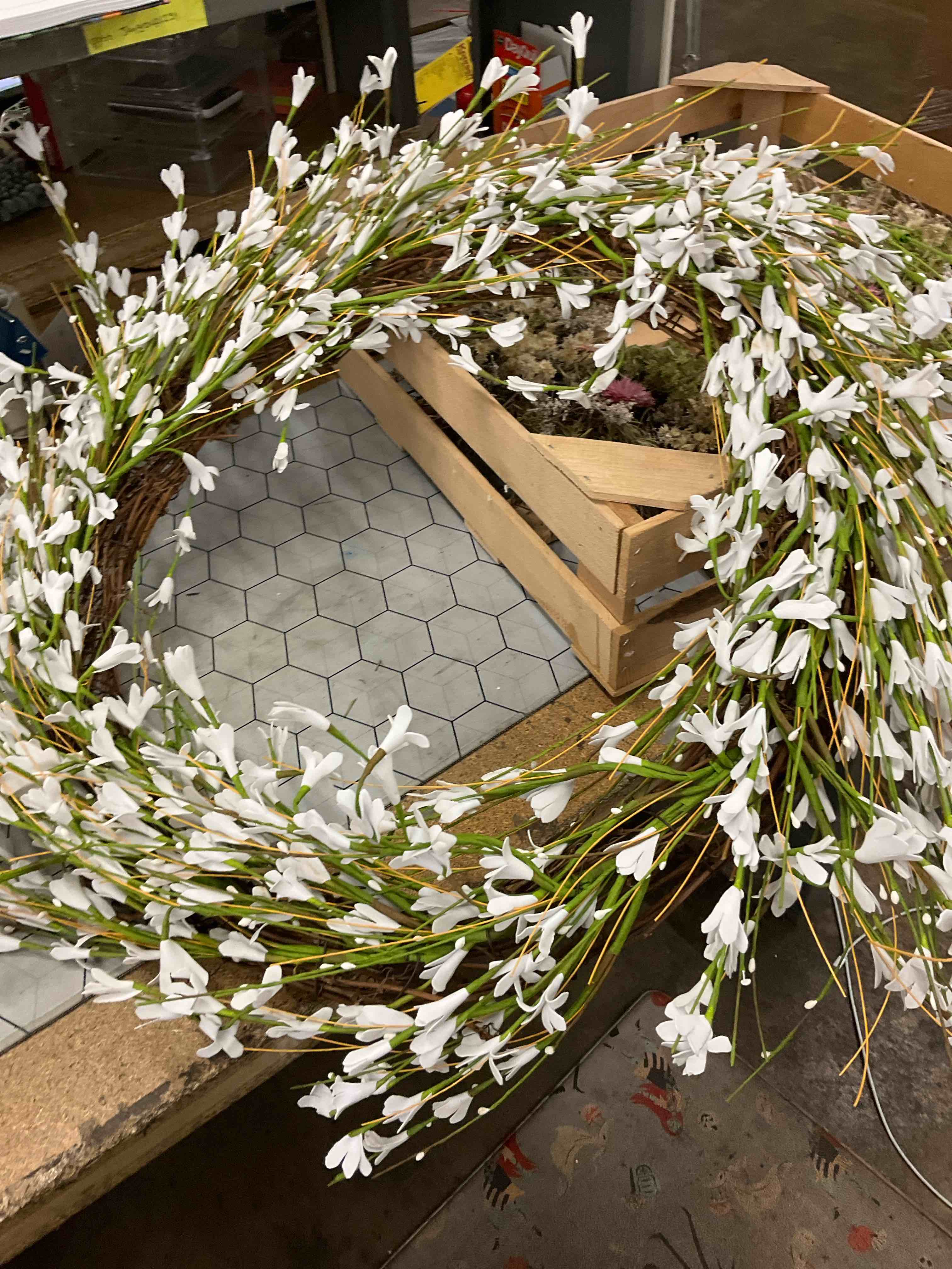 Condition photo showing As Is for home decor 