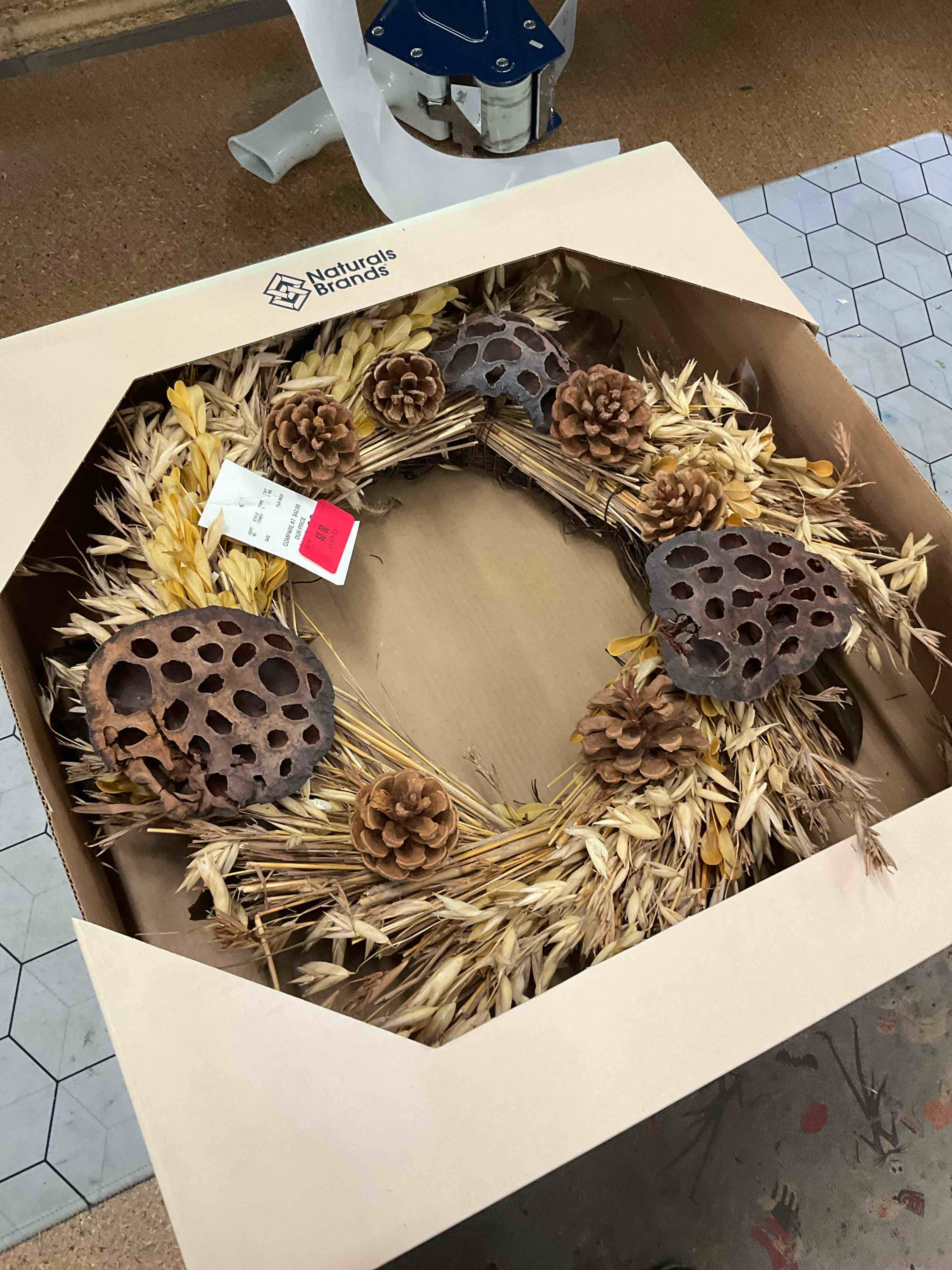 Condition photo showing As Is for home decor 