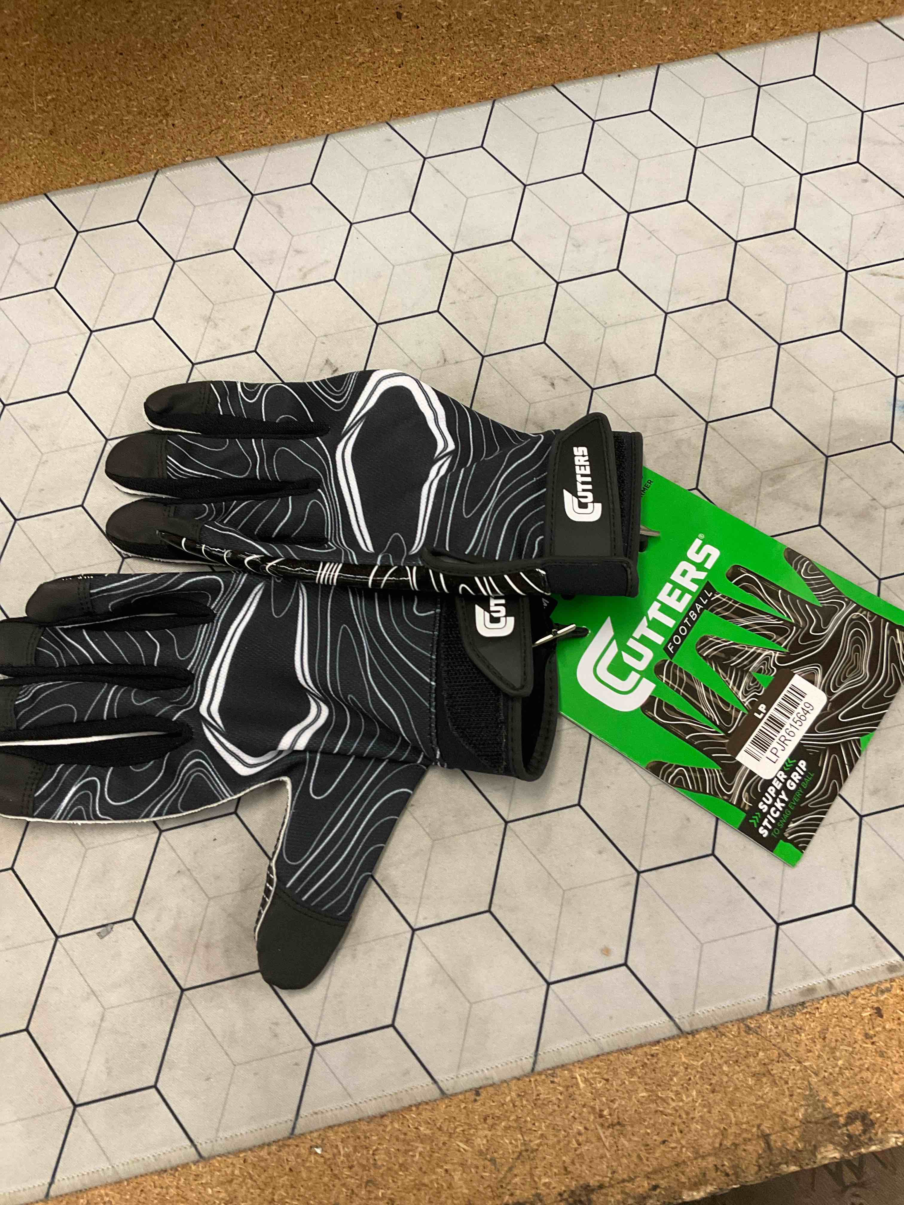 football gloves 