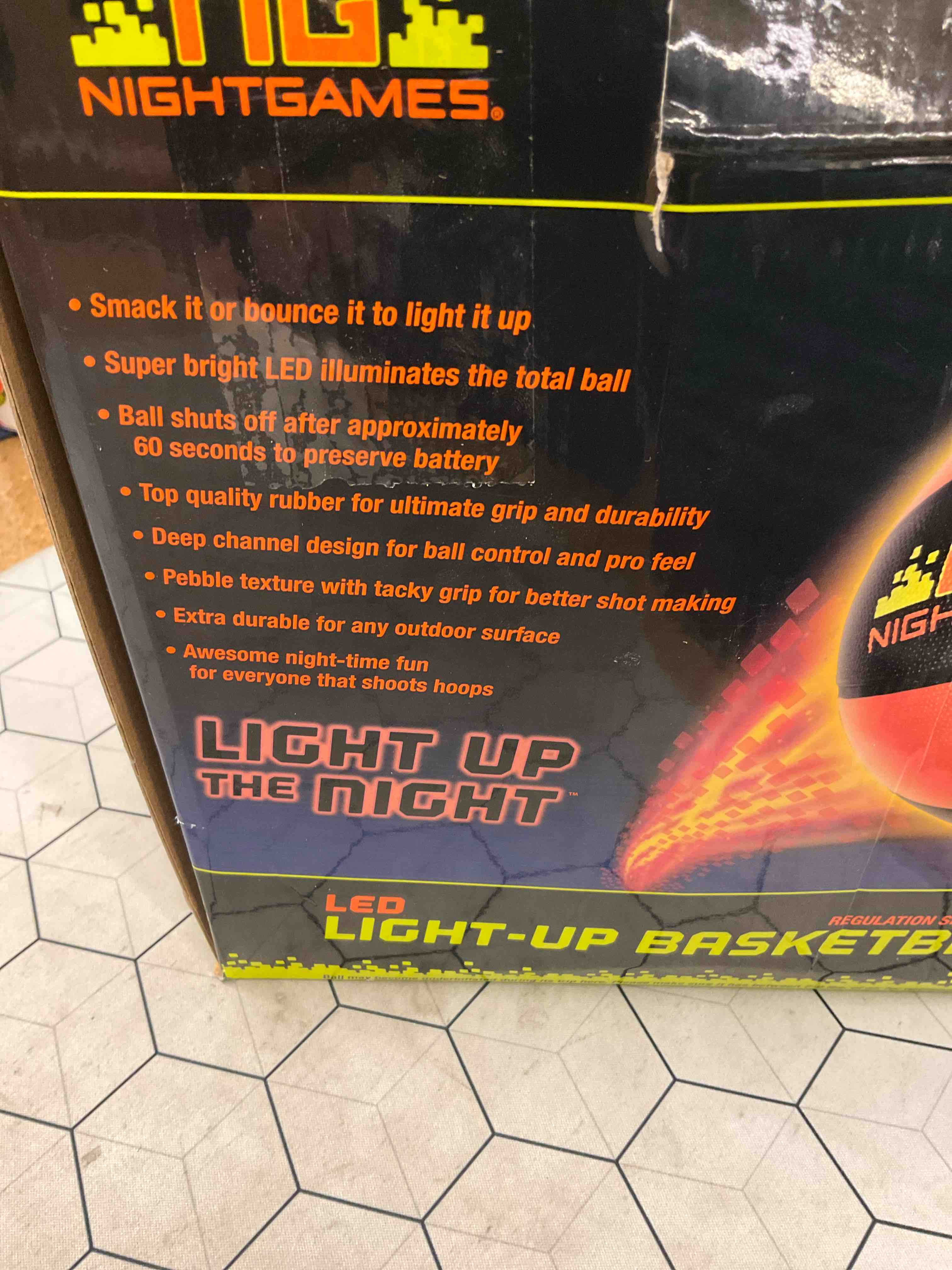 Condition photo showing Good Condition for led light up basketball 