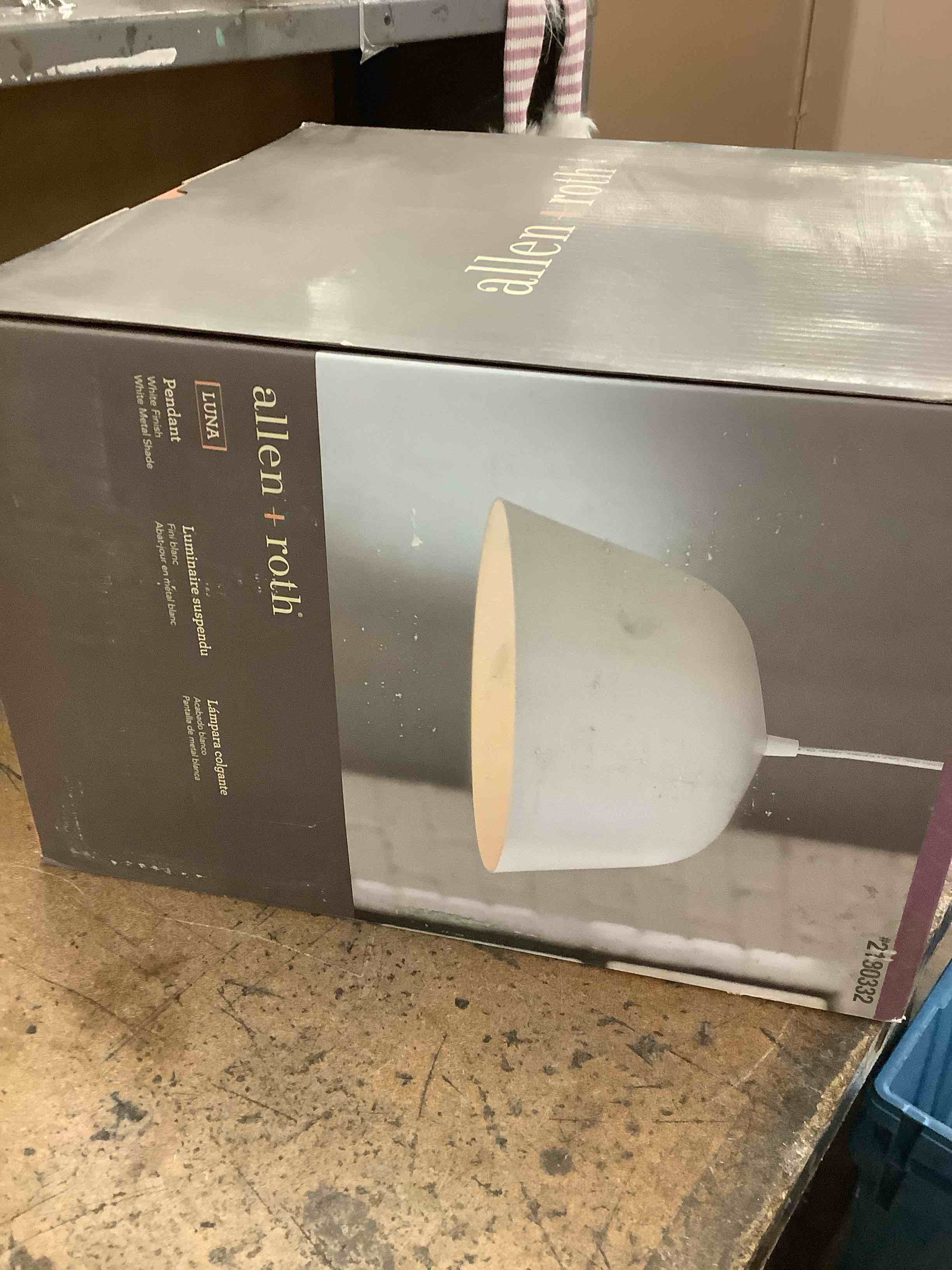 Condition photo showing Good Condition for lighting 