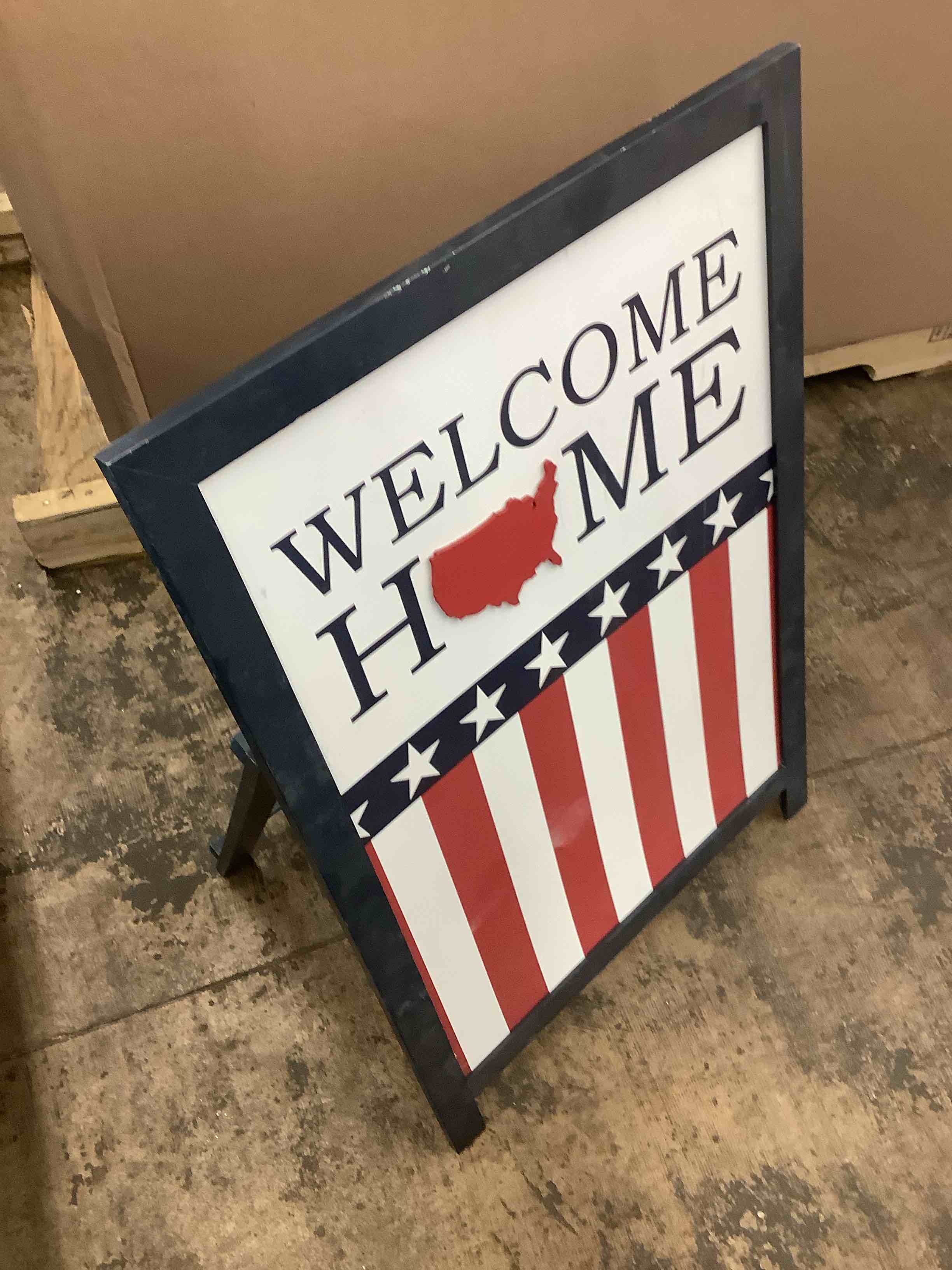 Condition photo showing Good Condition for stand 