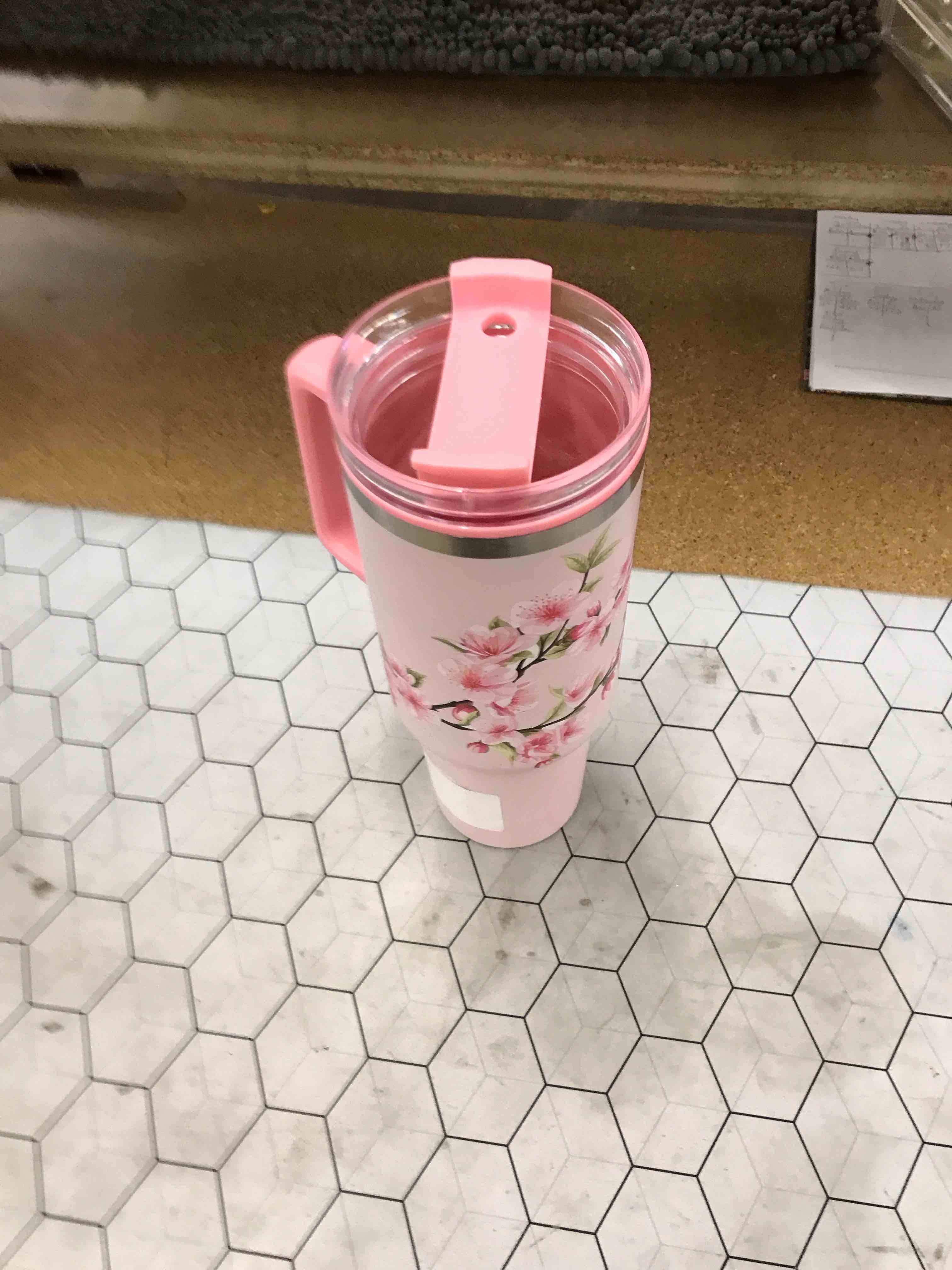 Condition photo showing New/Like New for water flask