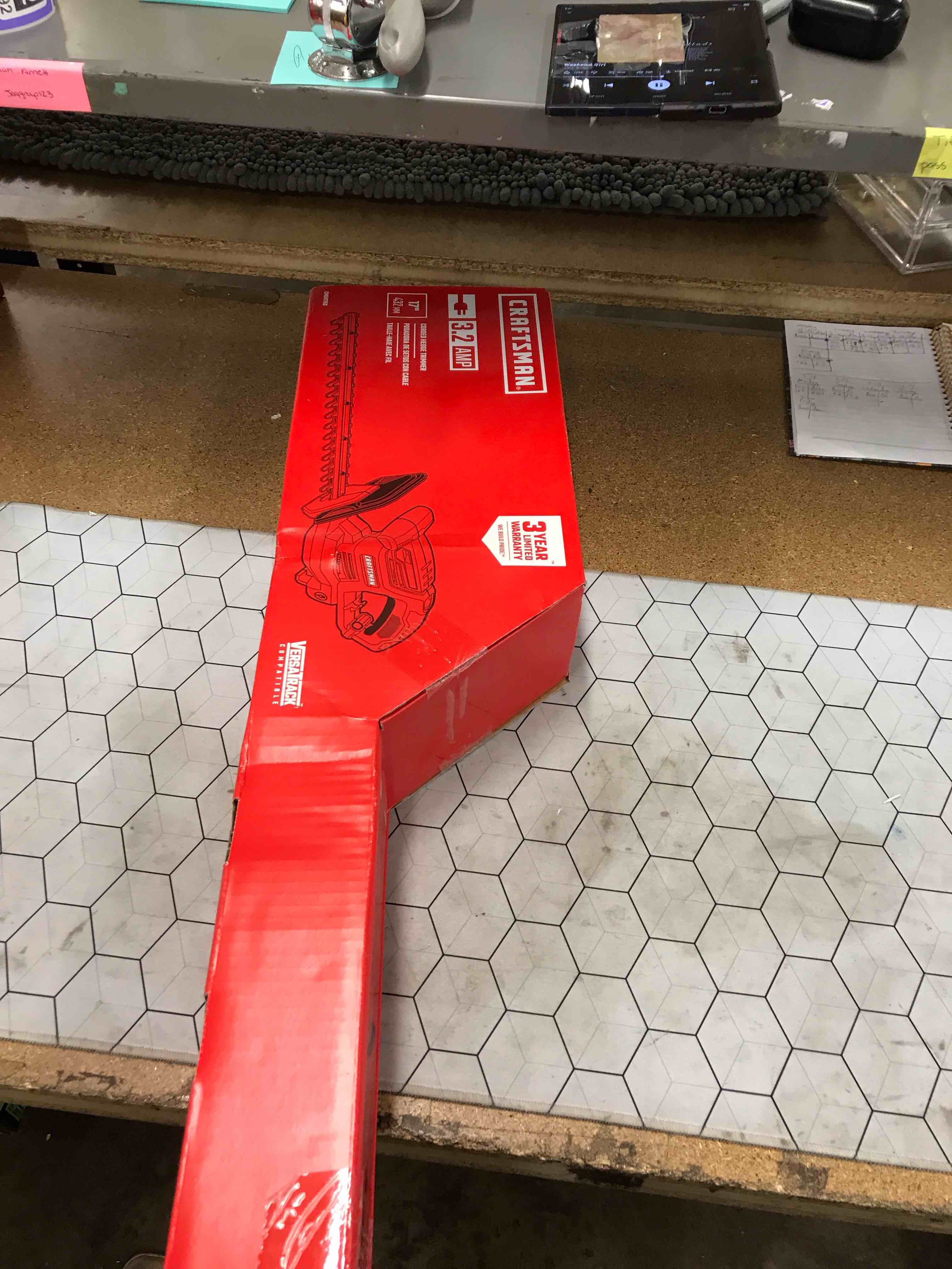 https://s3.amazonaws.com/lotting-images-prod/TheJayGroupLtd/PPE4001890_1774465288725.jpeg