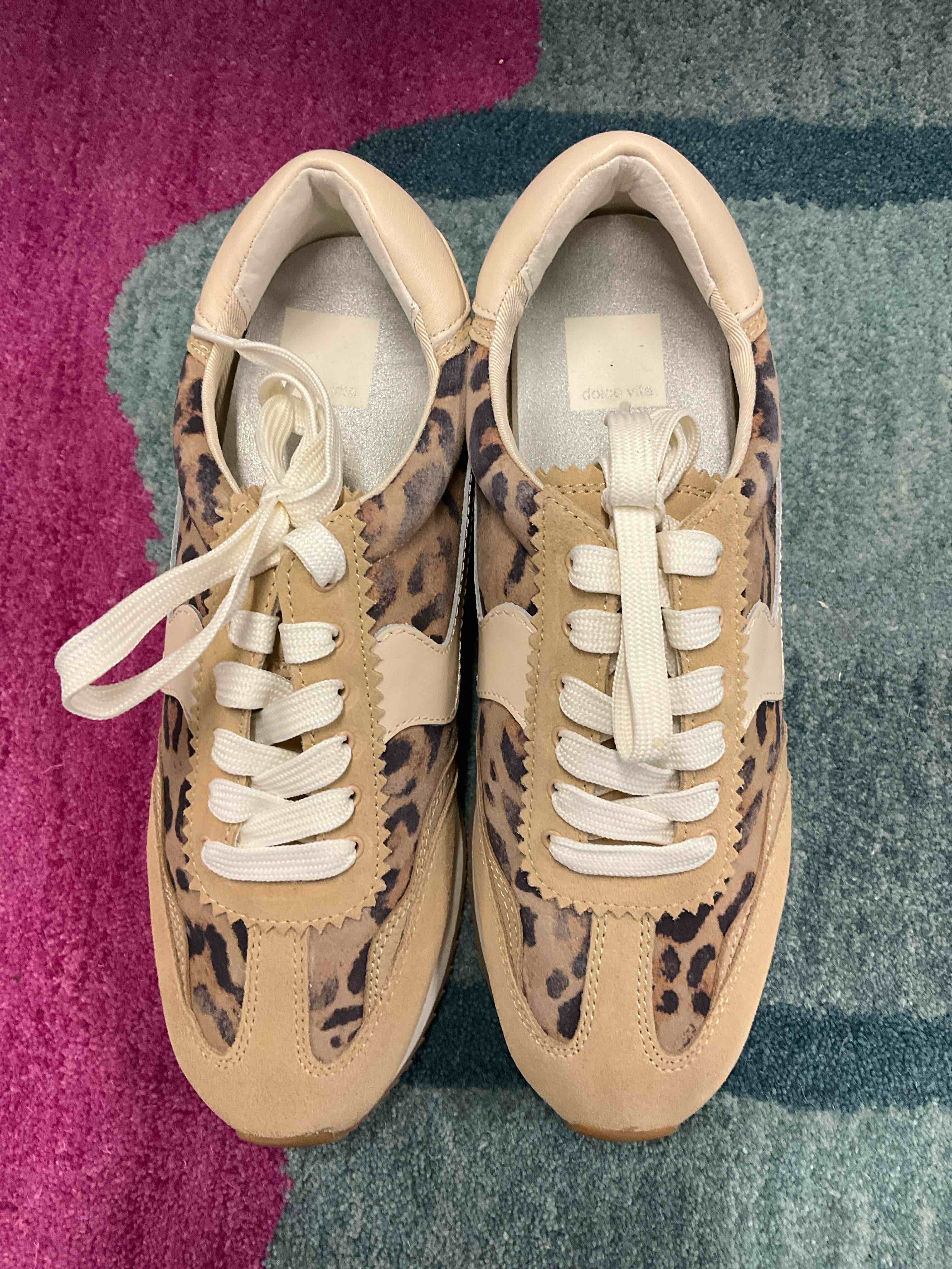 B.NTCD sneaker in Light Leopard Suede