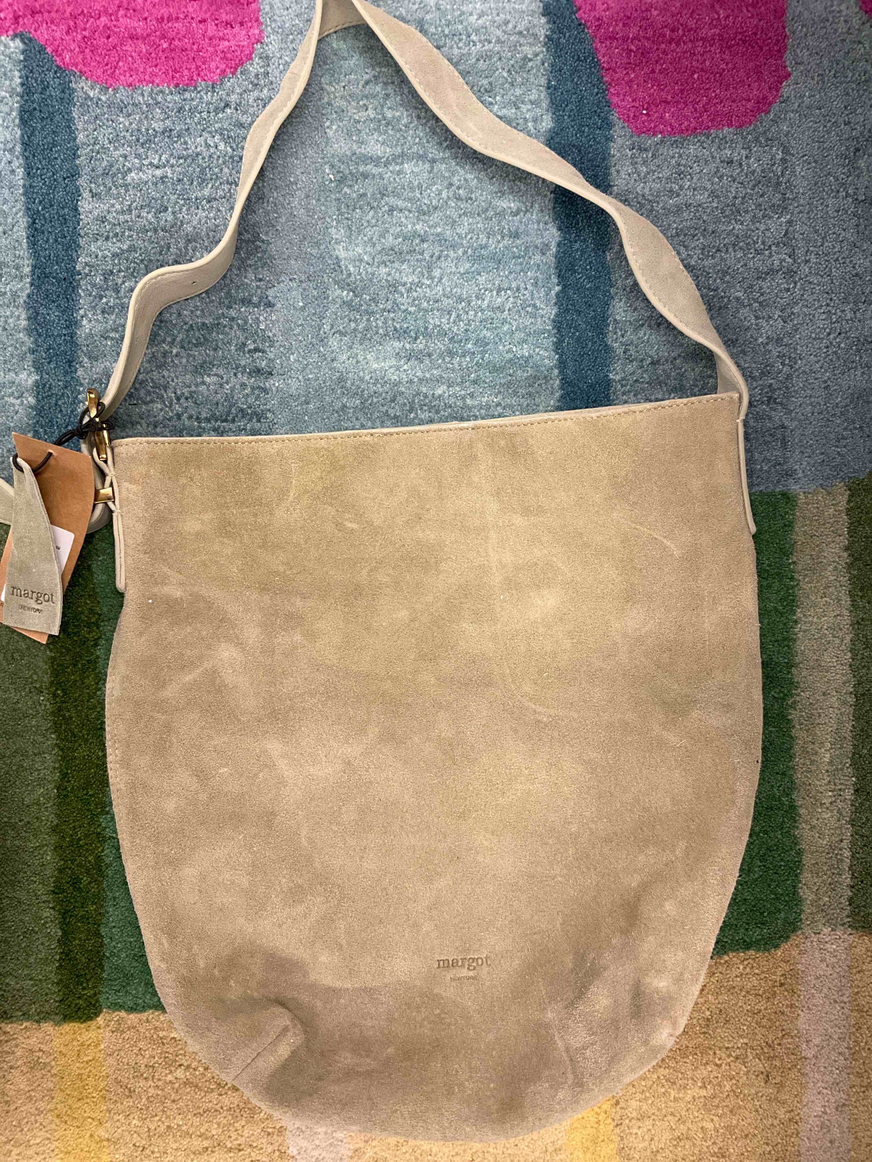 Quality Goods at Auction Prices