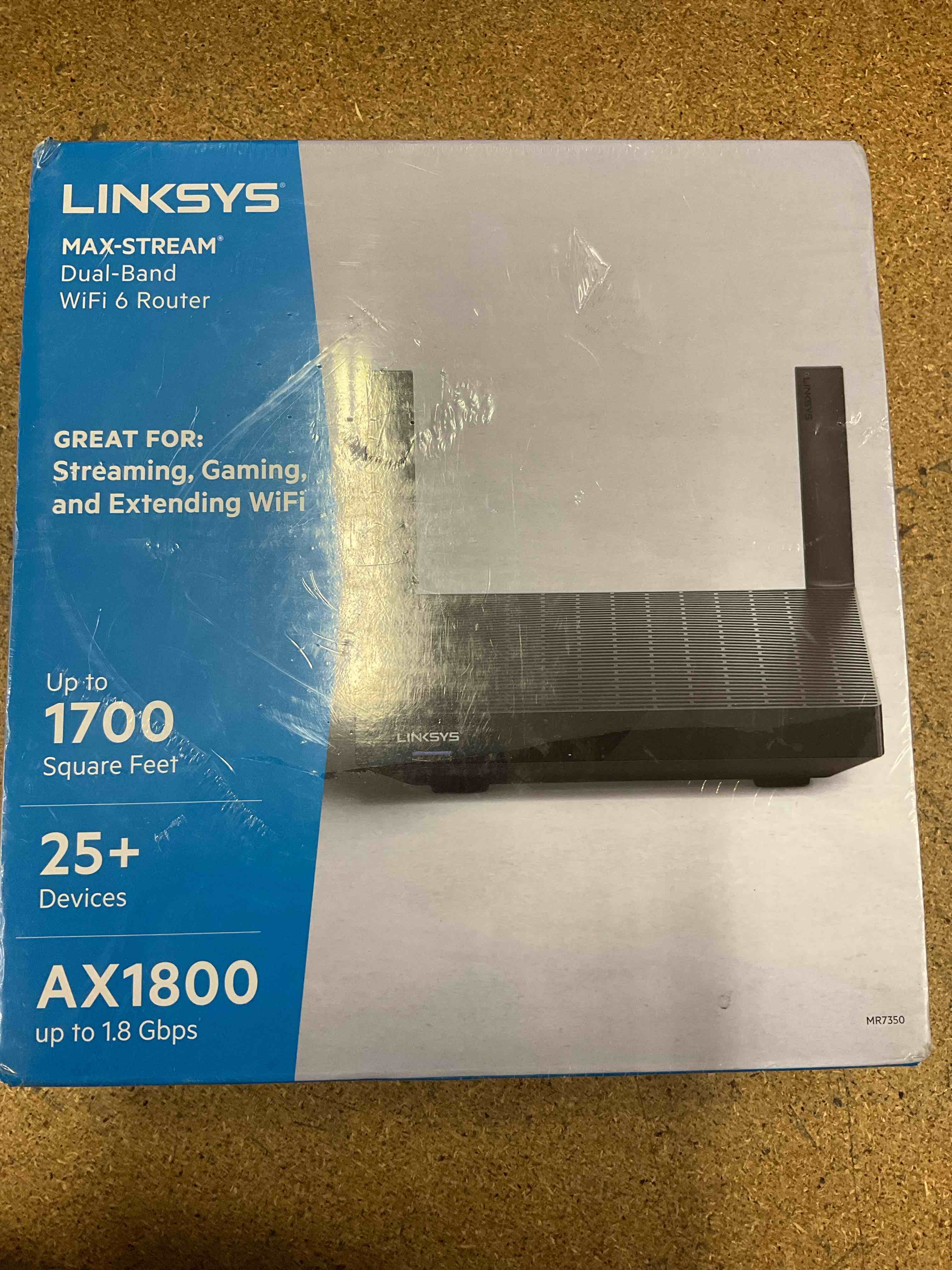 Linksys - Max-Stream AX1800 Dual-Band Mesh Wi-Fi 6 Router - Black