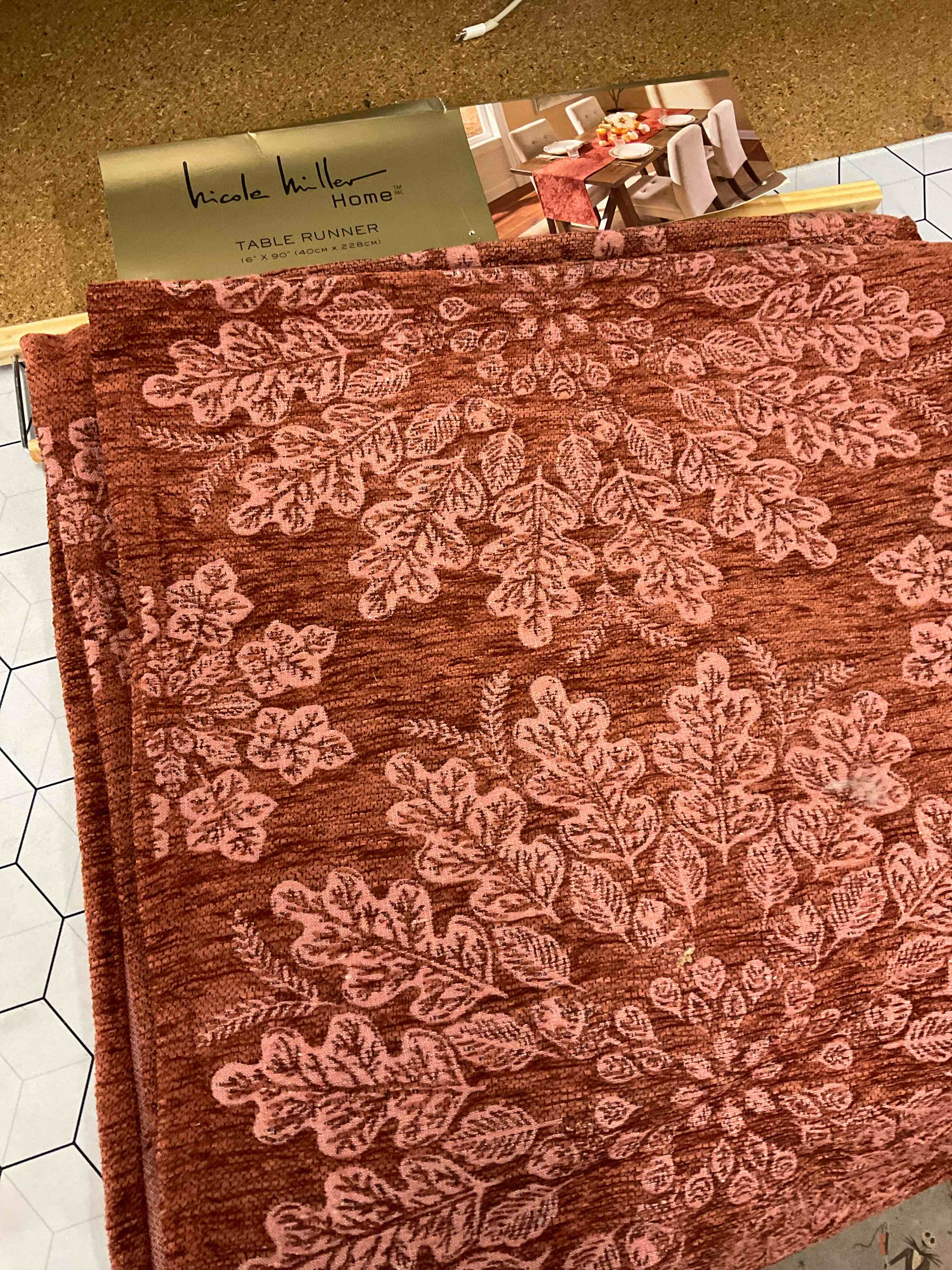 nicole miller table runner 