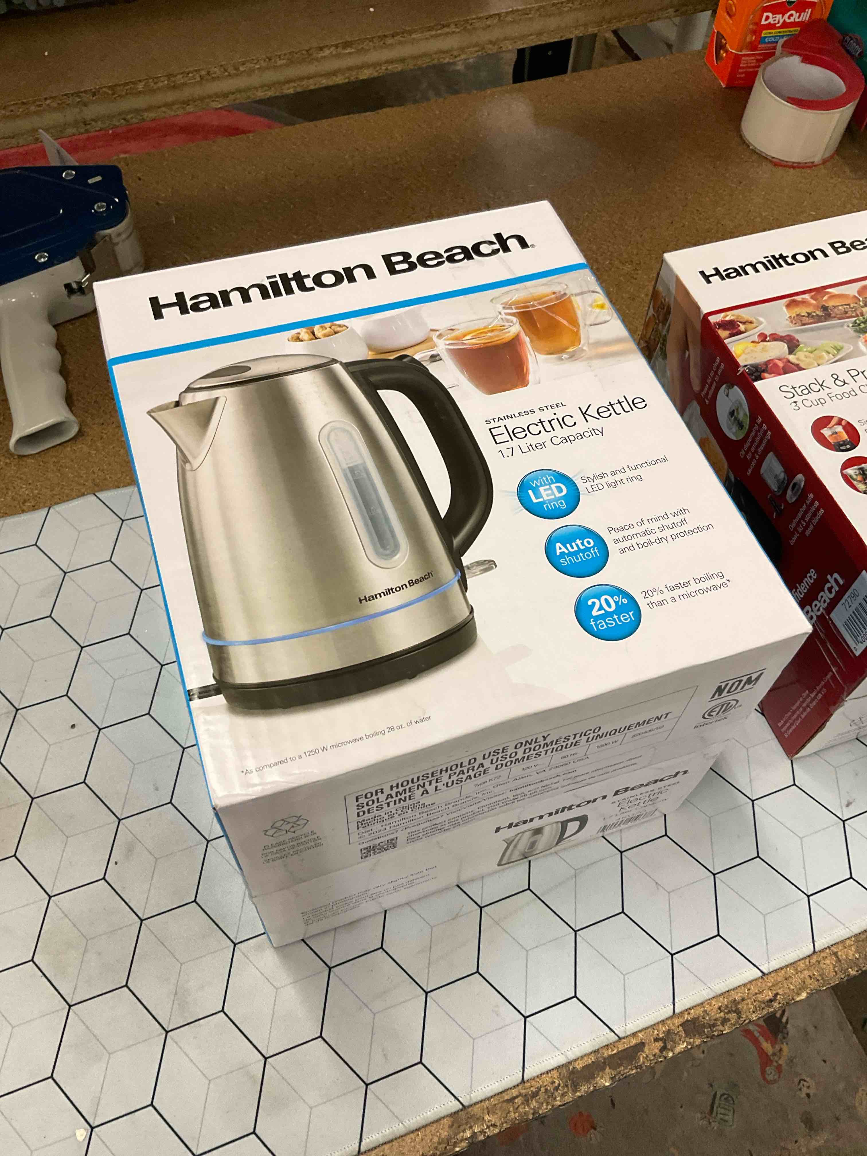Hamilton beech electric kettle