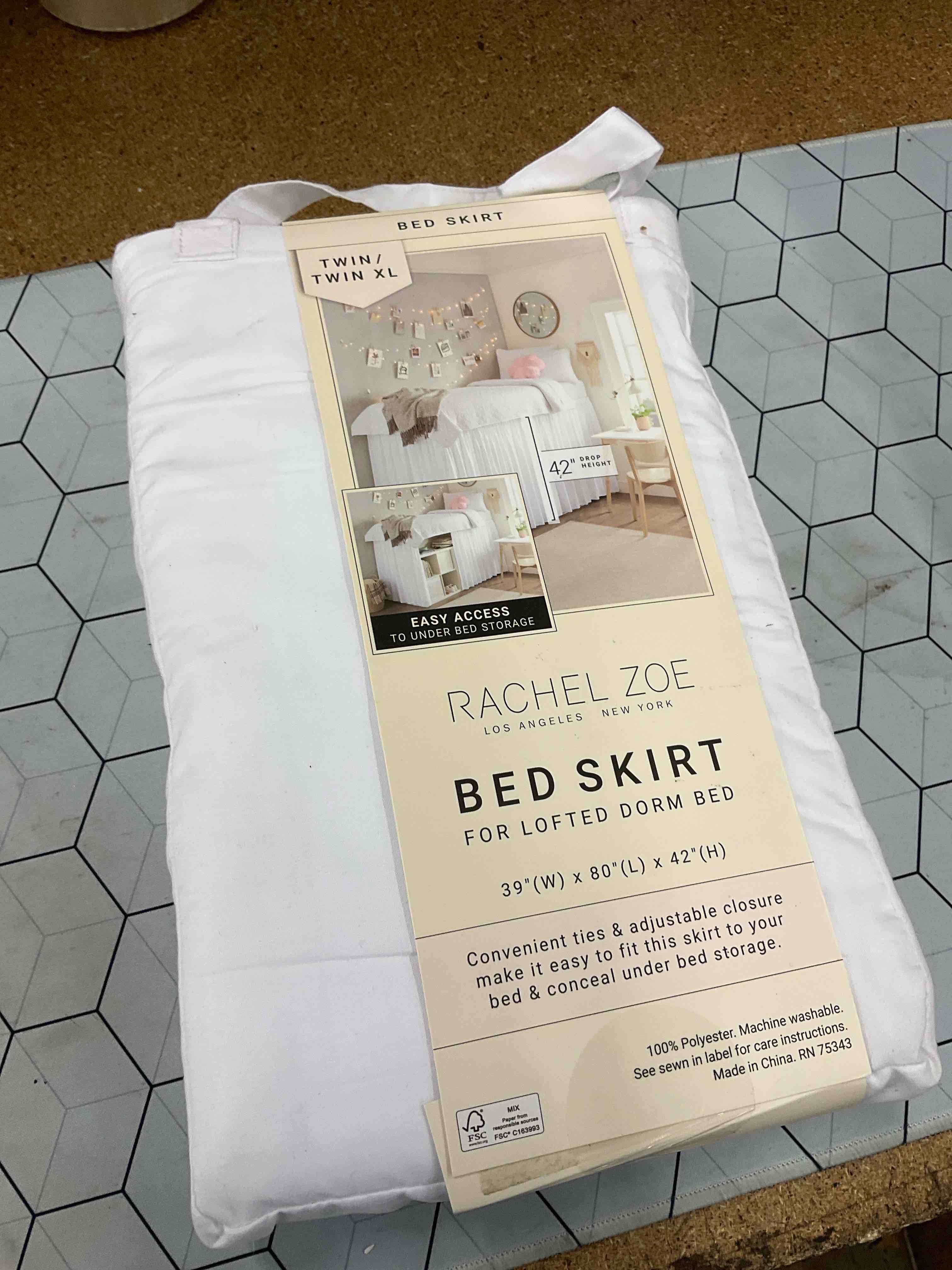 bed skirt 