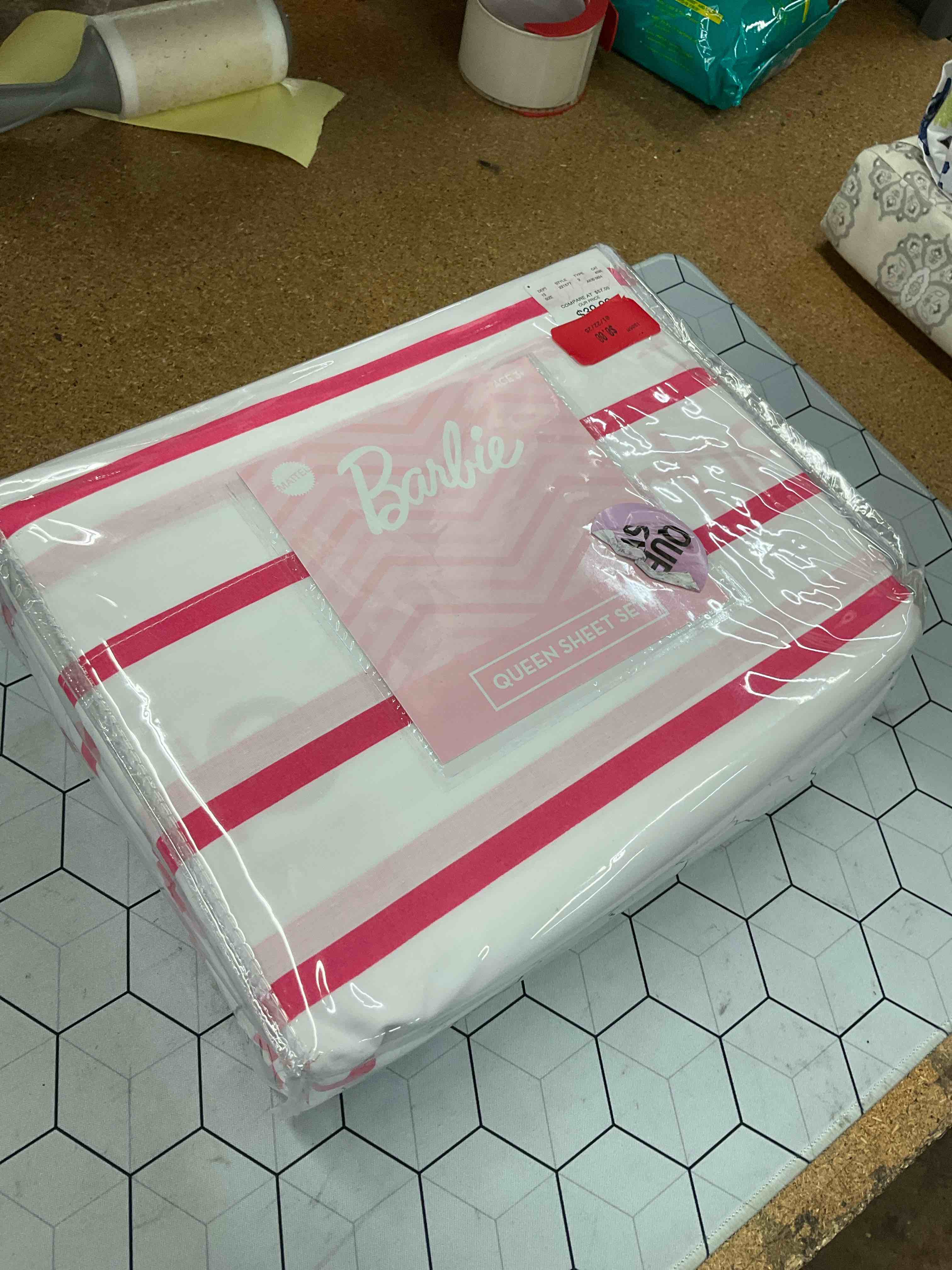 Barbie queen sheet set