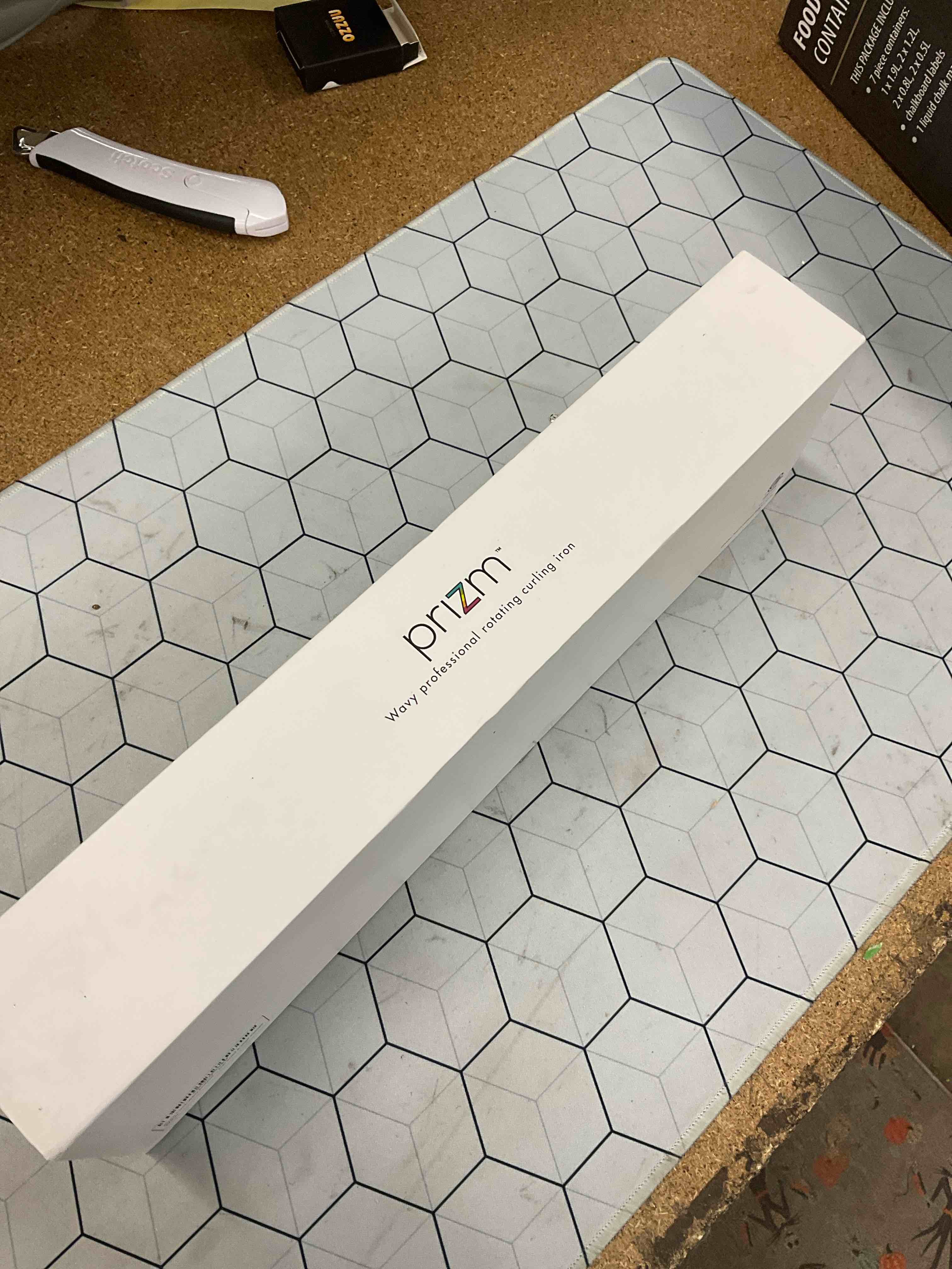 Condition photo showing Good Condition for auto rotating curling iron 