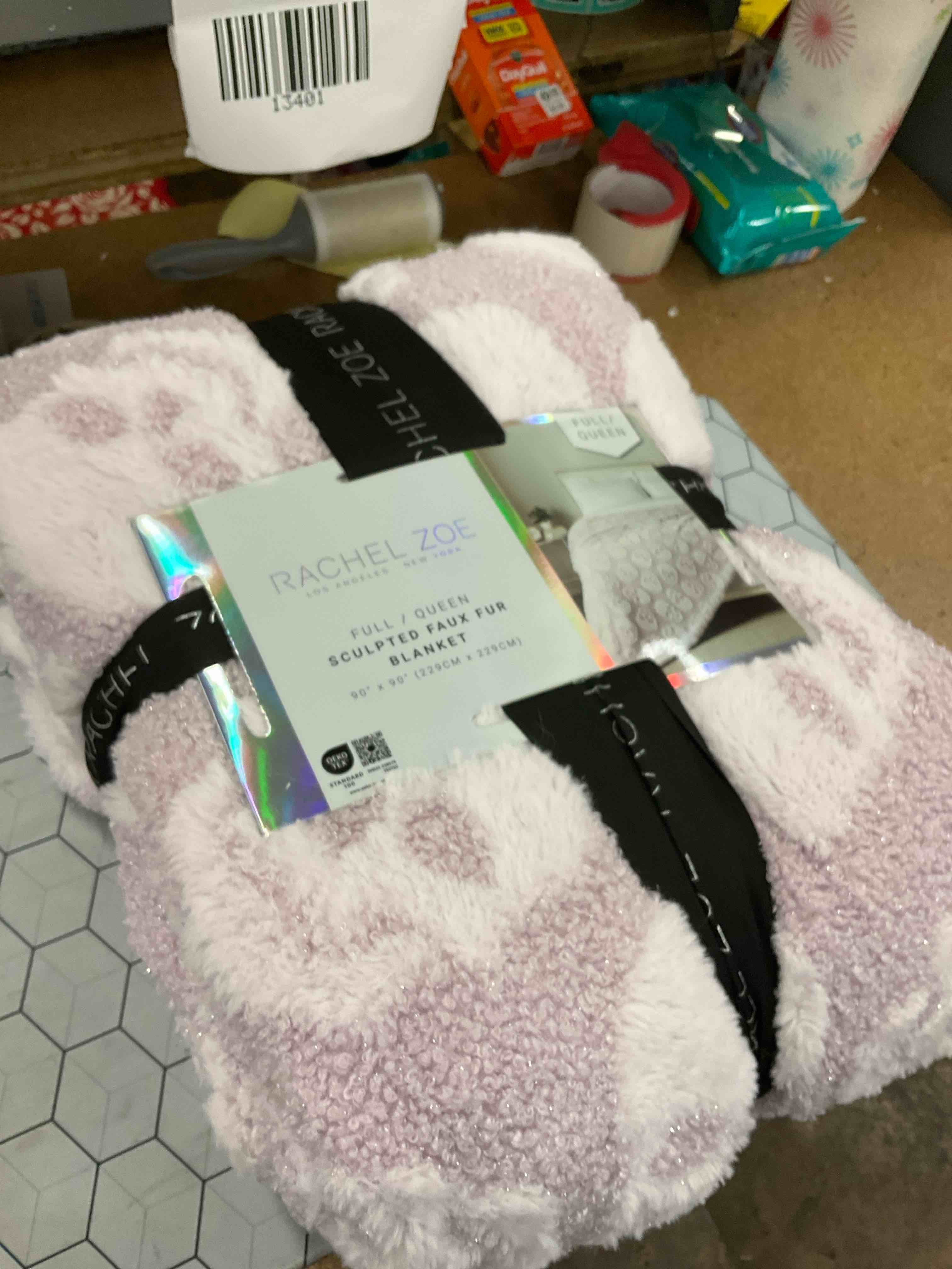 full/queen faux fur blanket