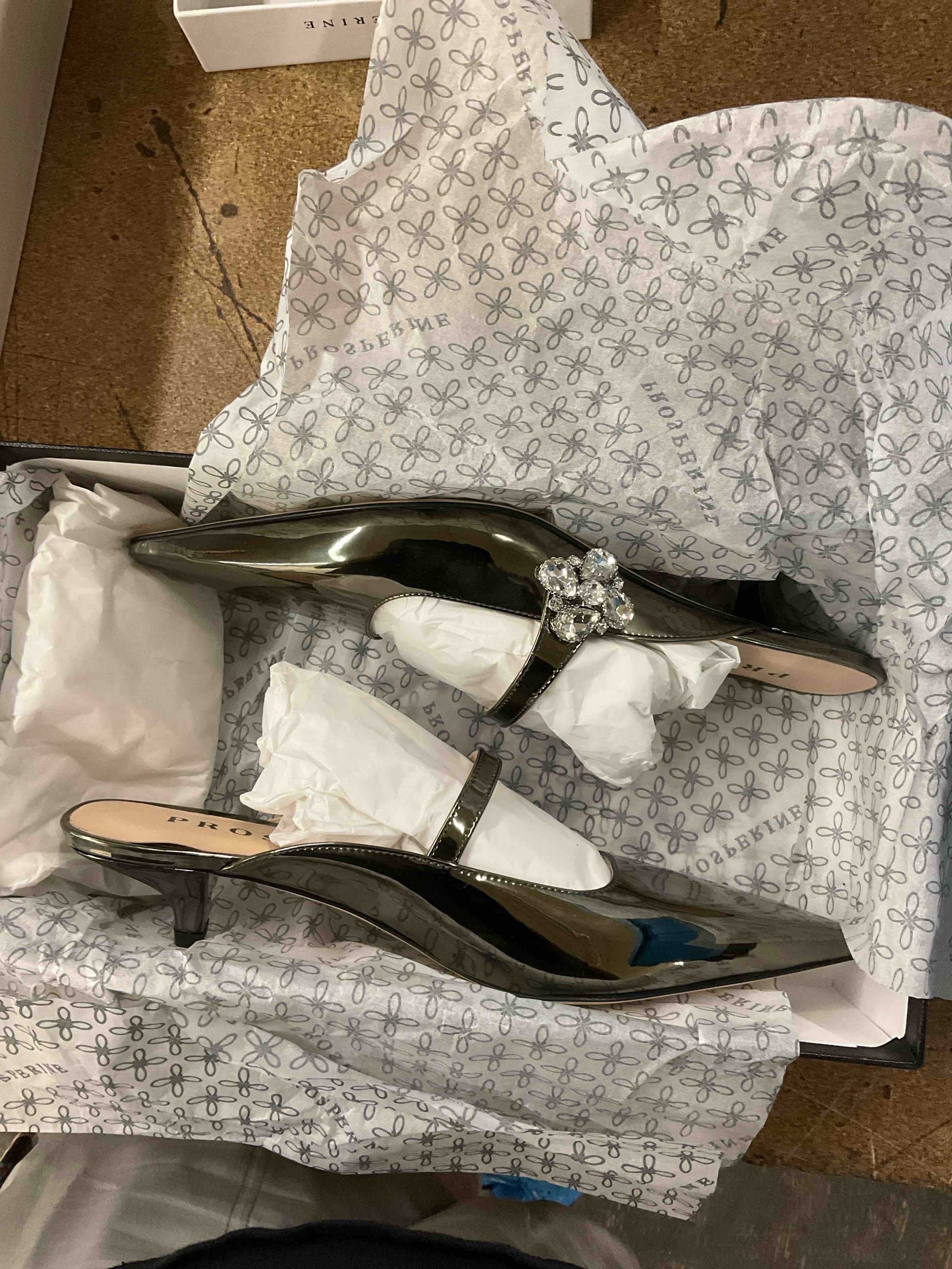 Condition photo showing Good Condition for high heels