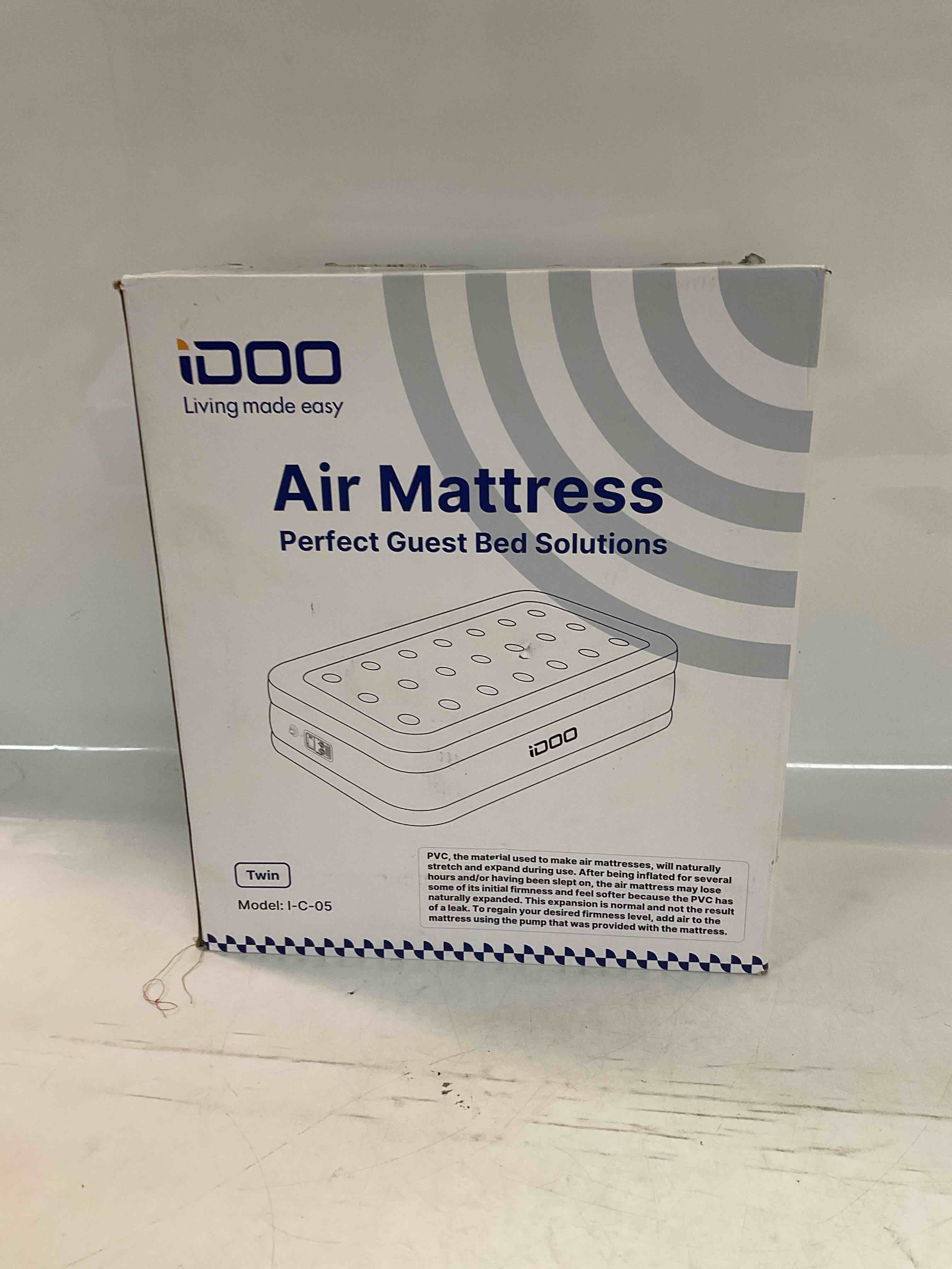 idoo luxury twin air mattress with built in pump, 18" raised comfort blow up mattress, inflatable mattress for guests & home, air bed, colchon inflable, upgraded four chamber technical airbed