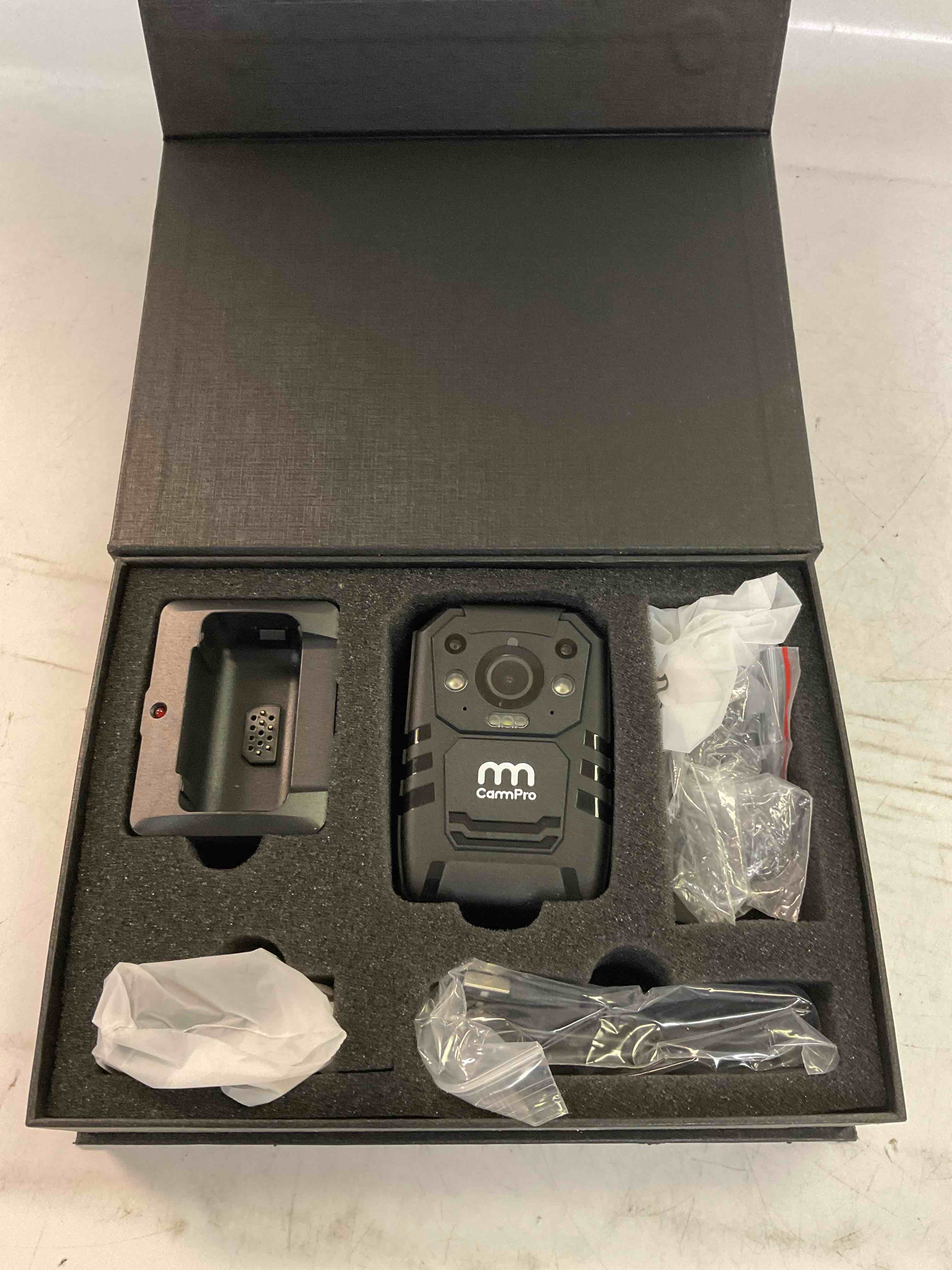https://s3.amazonaws.com/lotting-images-prod/TheJayGroupLtd/PPE5118647_1782831283973.jpeg