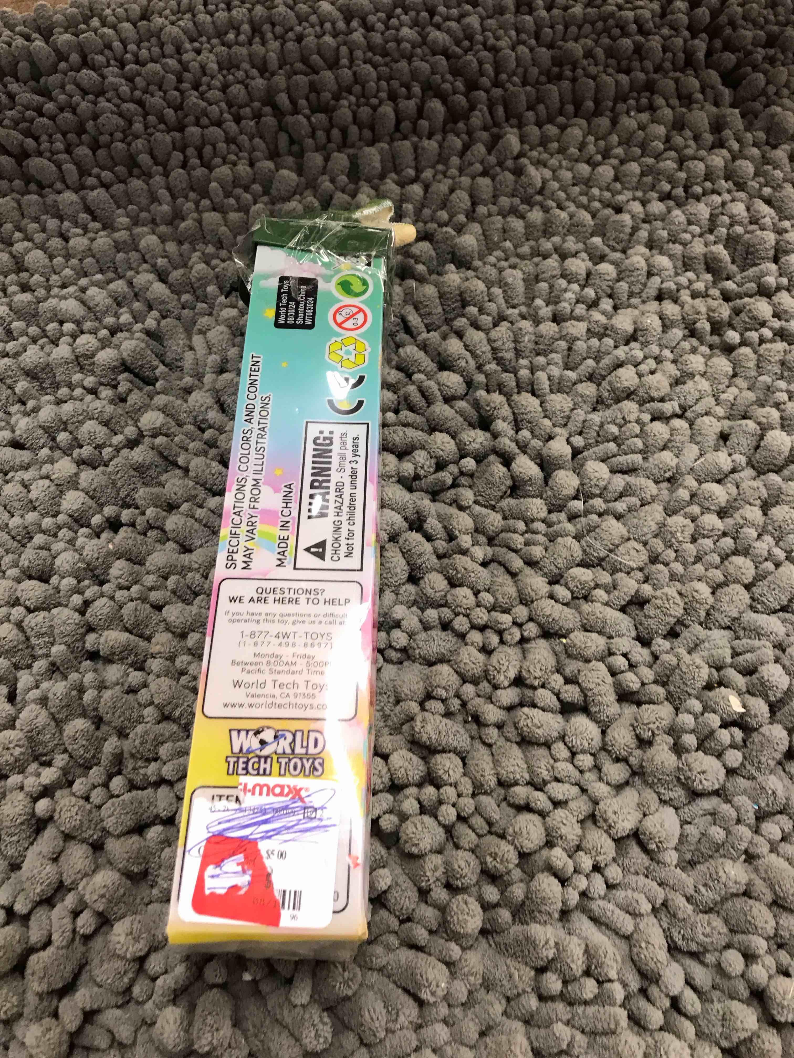 Condition photo showing New/Like New for unicorn figurine playset