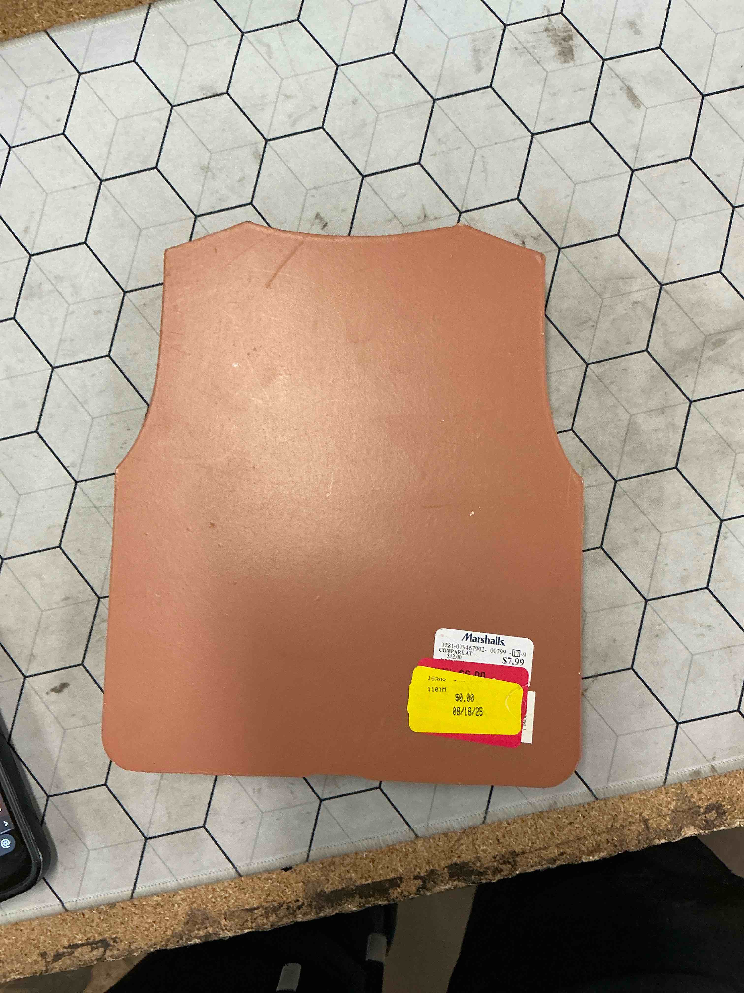 Condition photo showing Good Condition for fisherman vest decor