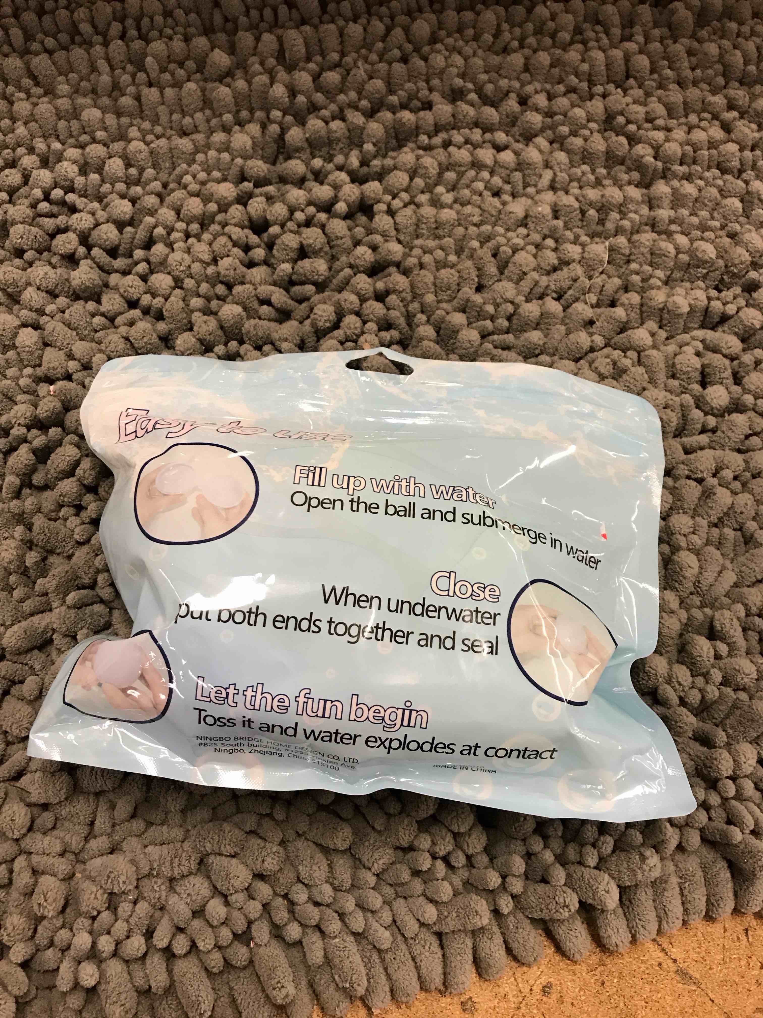 Condition photo showing New/Like New for 6 pc pack reusable water balloons