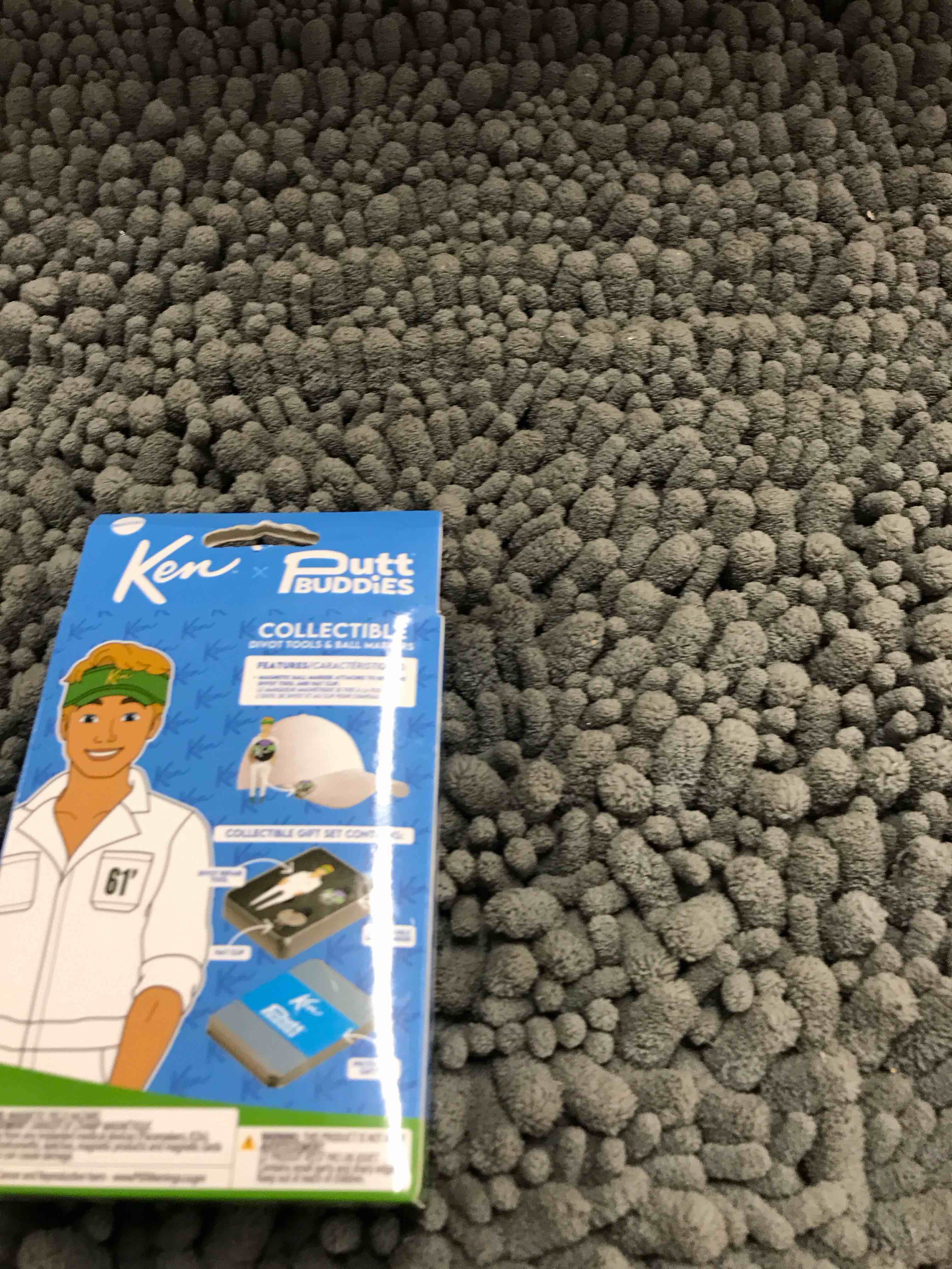 Condition photo showing New/Like New for ken collectible divot tools & ball markers