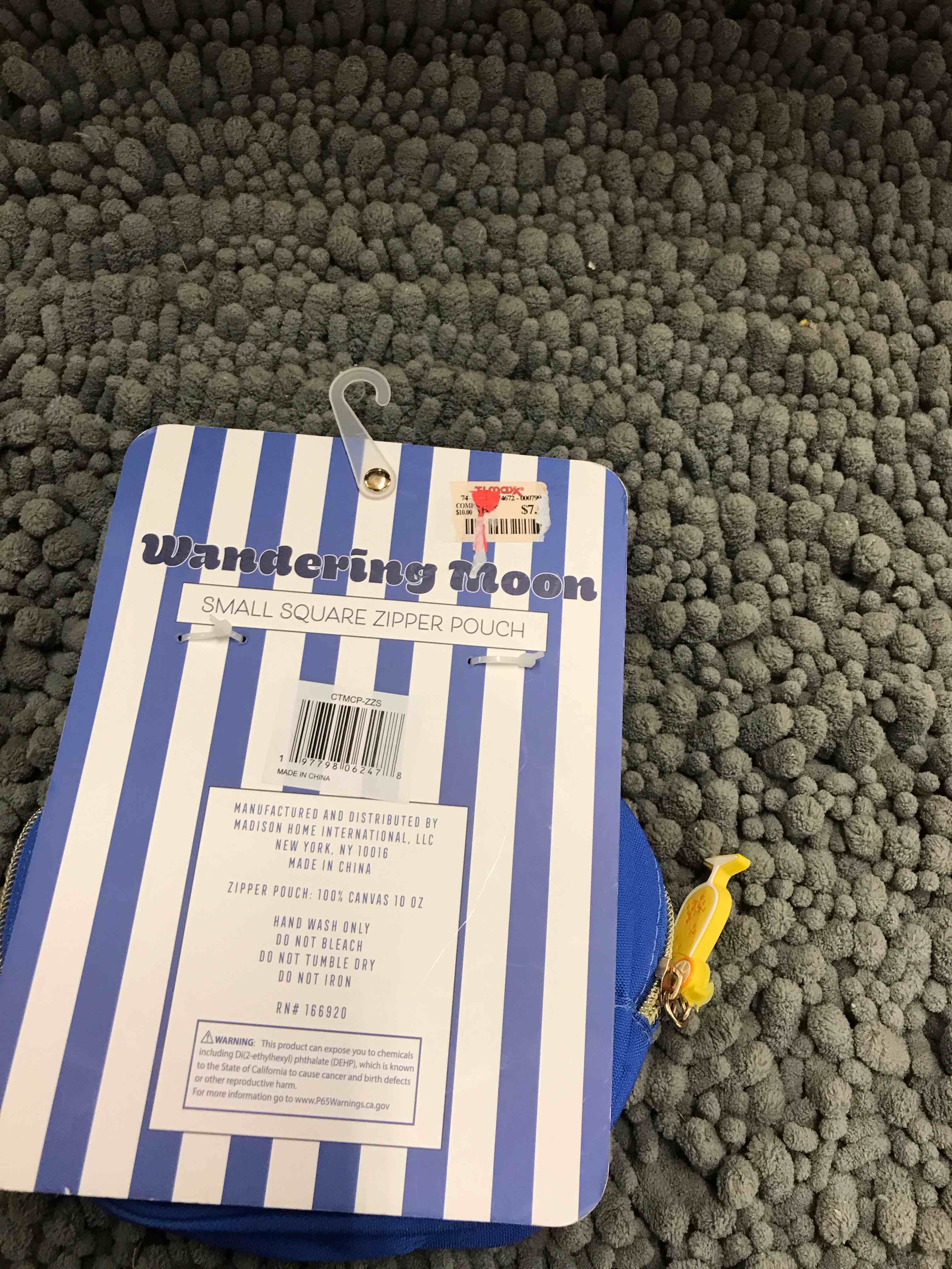 Condition photo showing New/Like New for zipper pouch