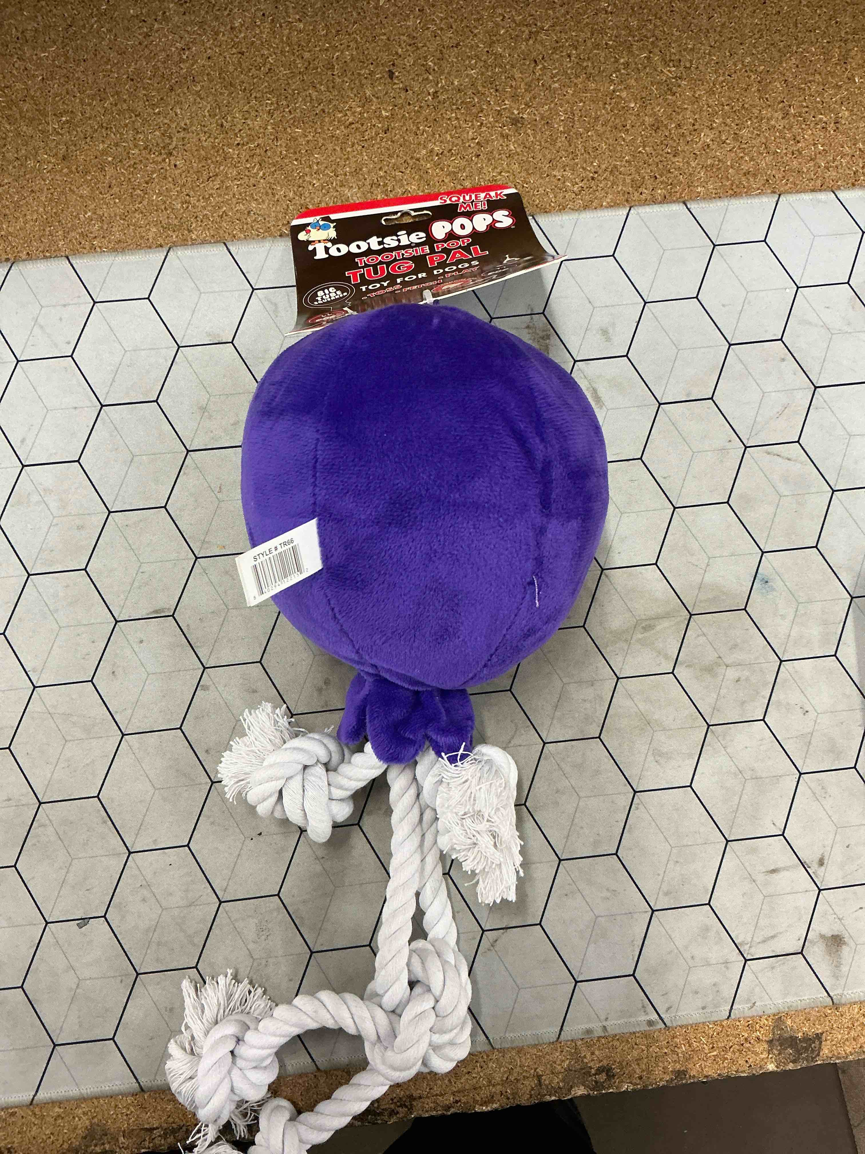 Condition photo showing Good Condition for tootsie pop tug pal