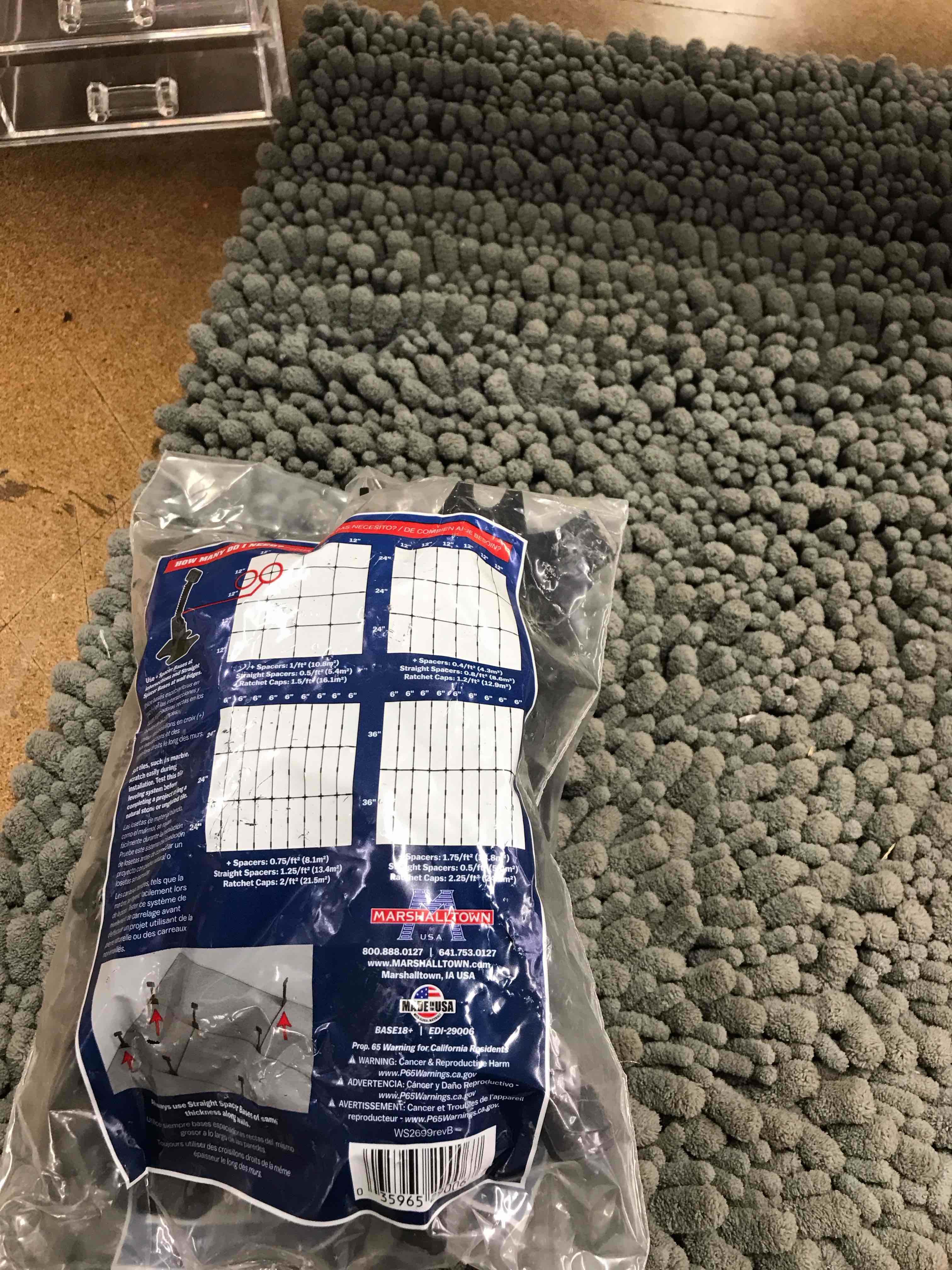 Condition photo showing New/Like New for bag of 50 1/8 in spacer bases