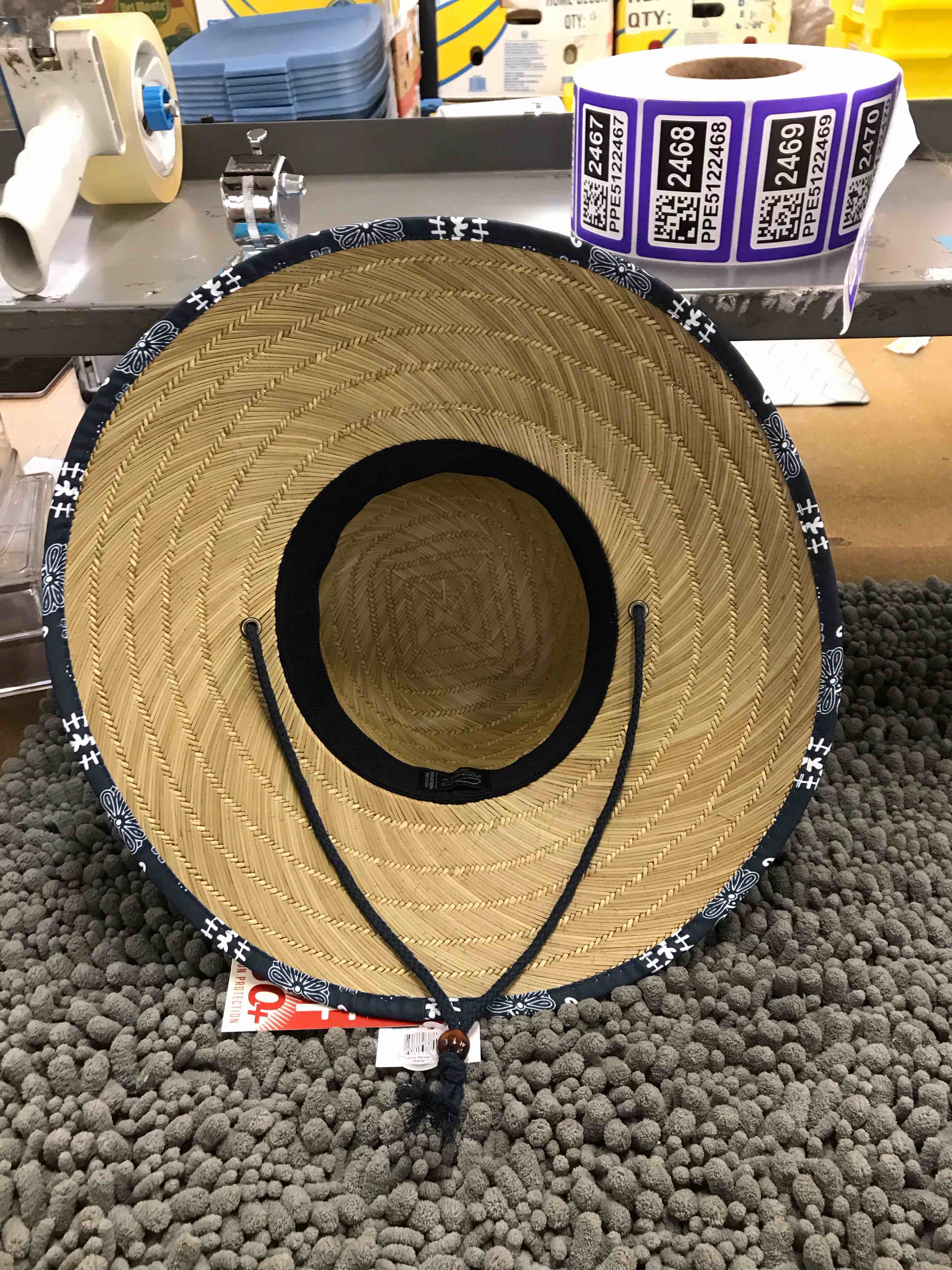 Condition photo showing New/Like New for straw hat
