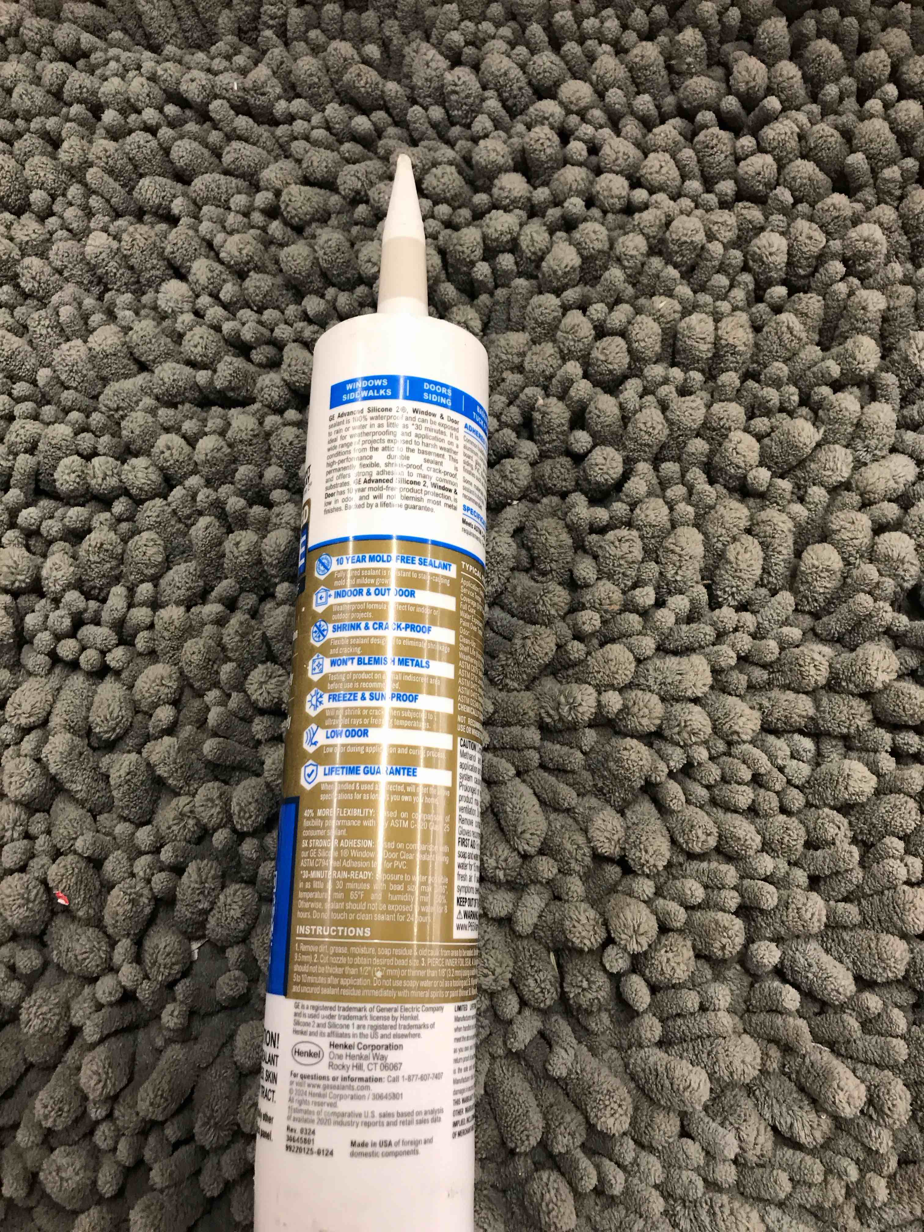 Condition photo showing New/Like New for ge advanced 100% silicone