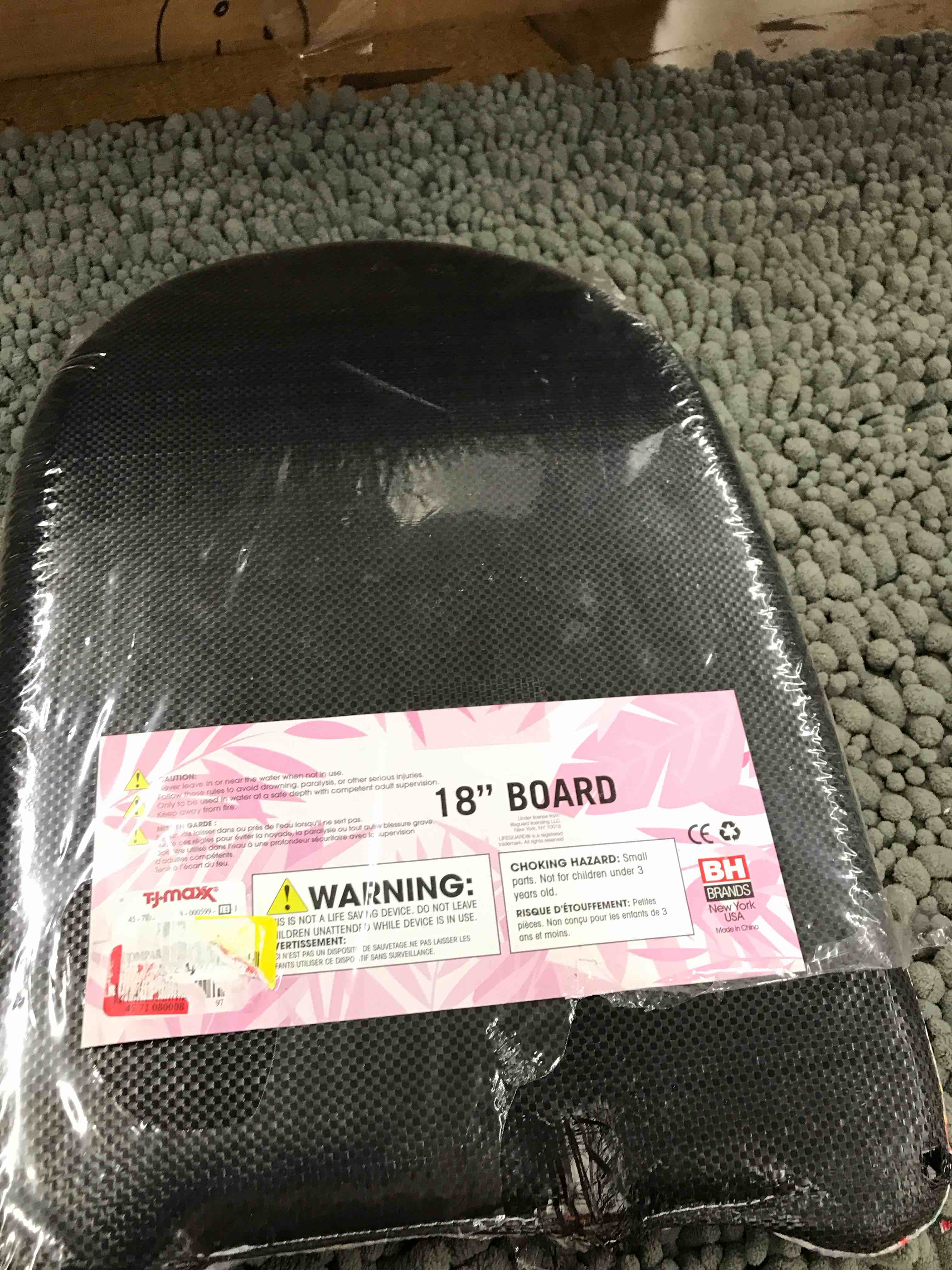 Condition photo showing New/Like New for 18” board